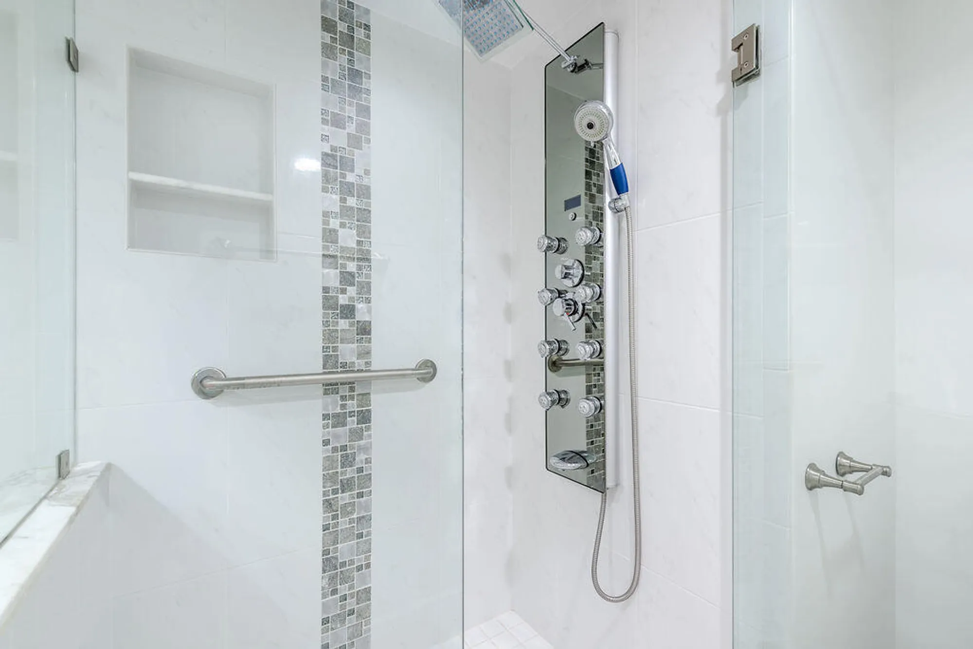 Property Slideshow image 16 of 64 | 16021 loch katrine trl apt 7402, Delray Beach, FL, 33446