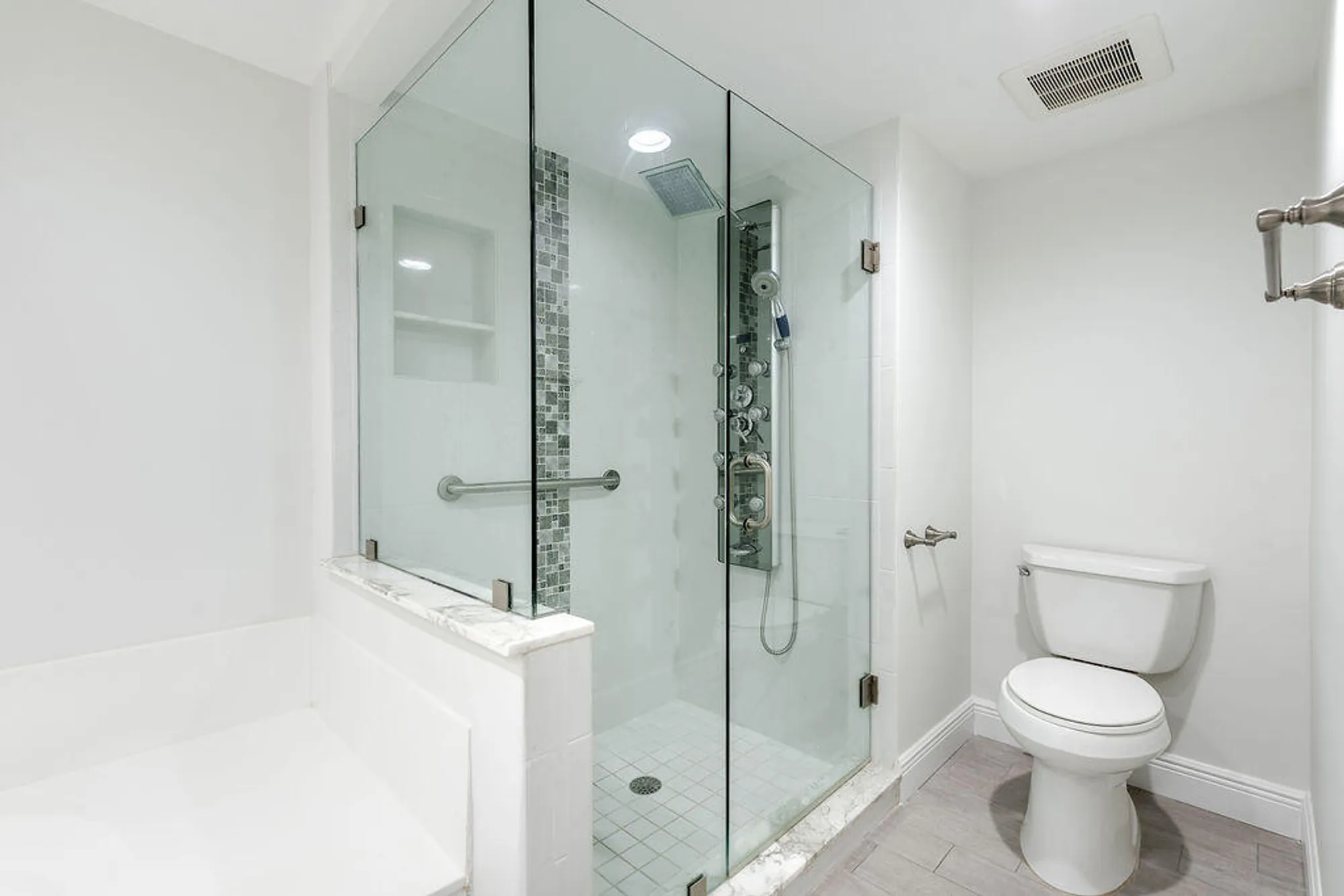 Property Slideshow image 17 of 64 | 16021 loch katrine trl apt 7402, Delray Beach, FL, 33446