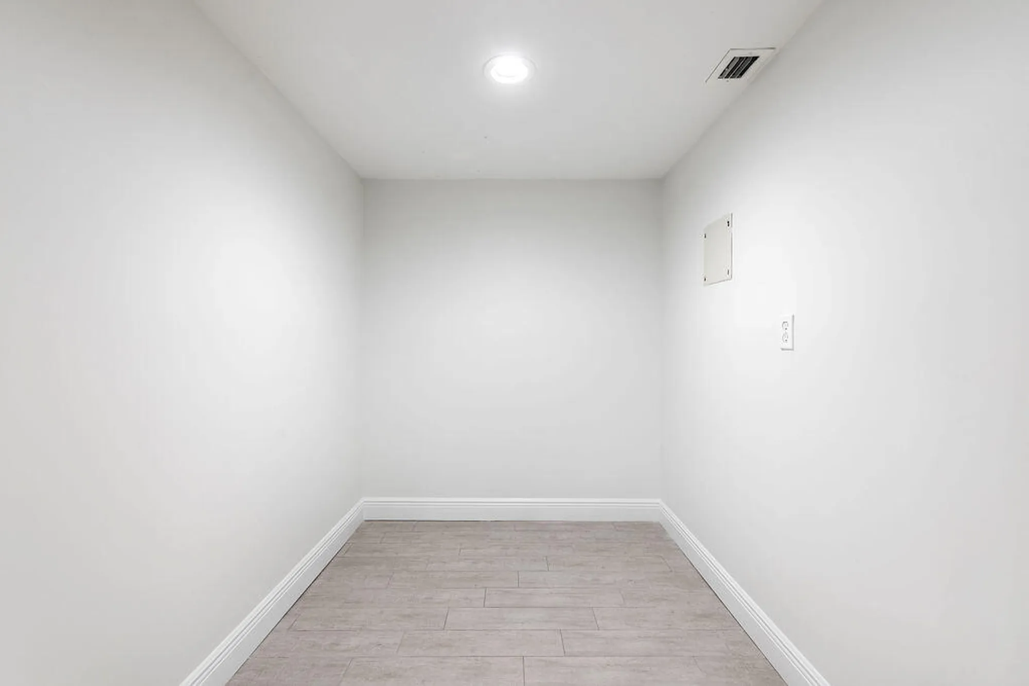 Property Slideshow image 21 of 64 | 16021 loch katrine trl apt 7402, Delray Beach, FL, 33446