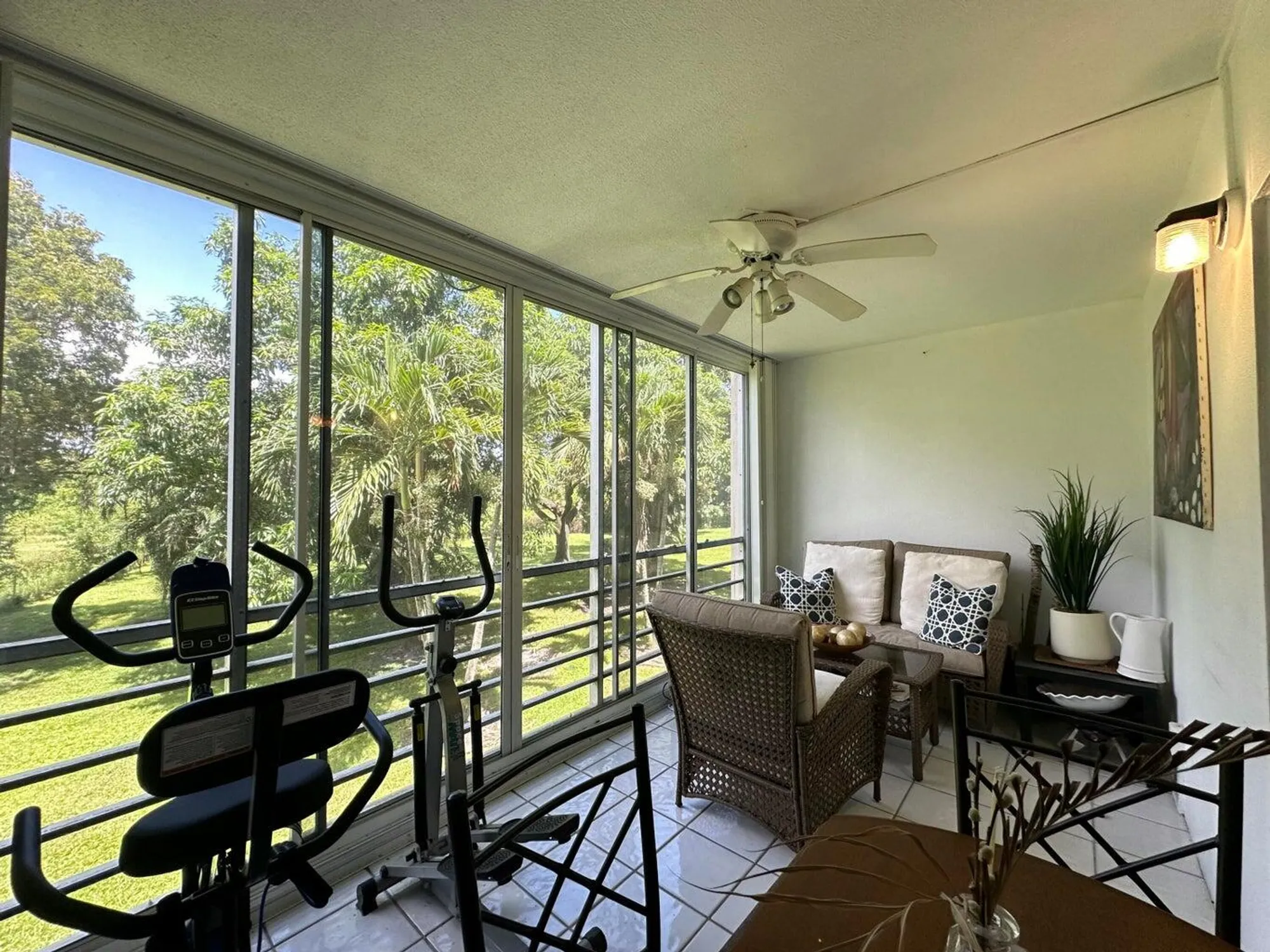 Property Slideshow image 3 of 24 | 252 southampton c c, West Palm Beach, FL, 33417