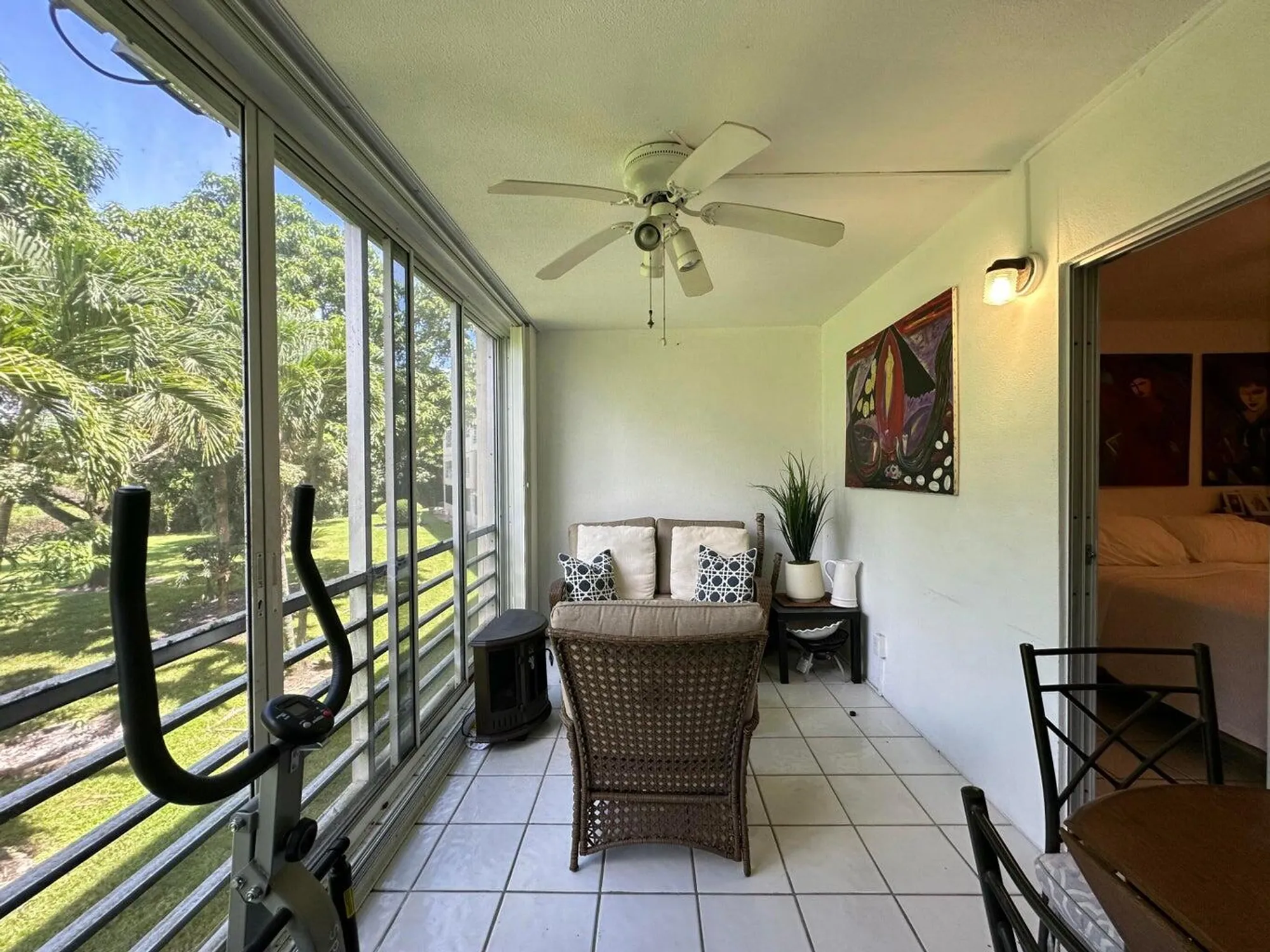 Property Slideshow image 7 of 24 | 252 southampton c c, West Palm Beach, FL, 33417
