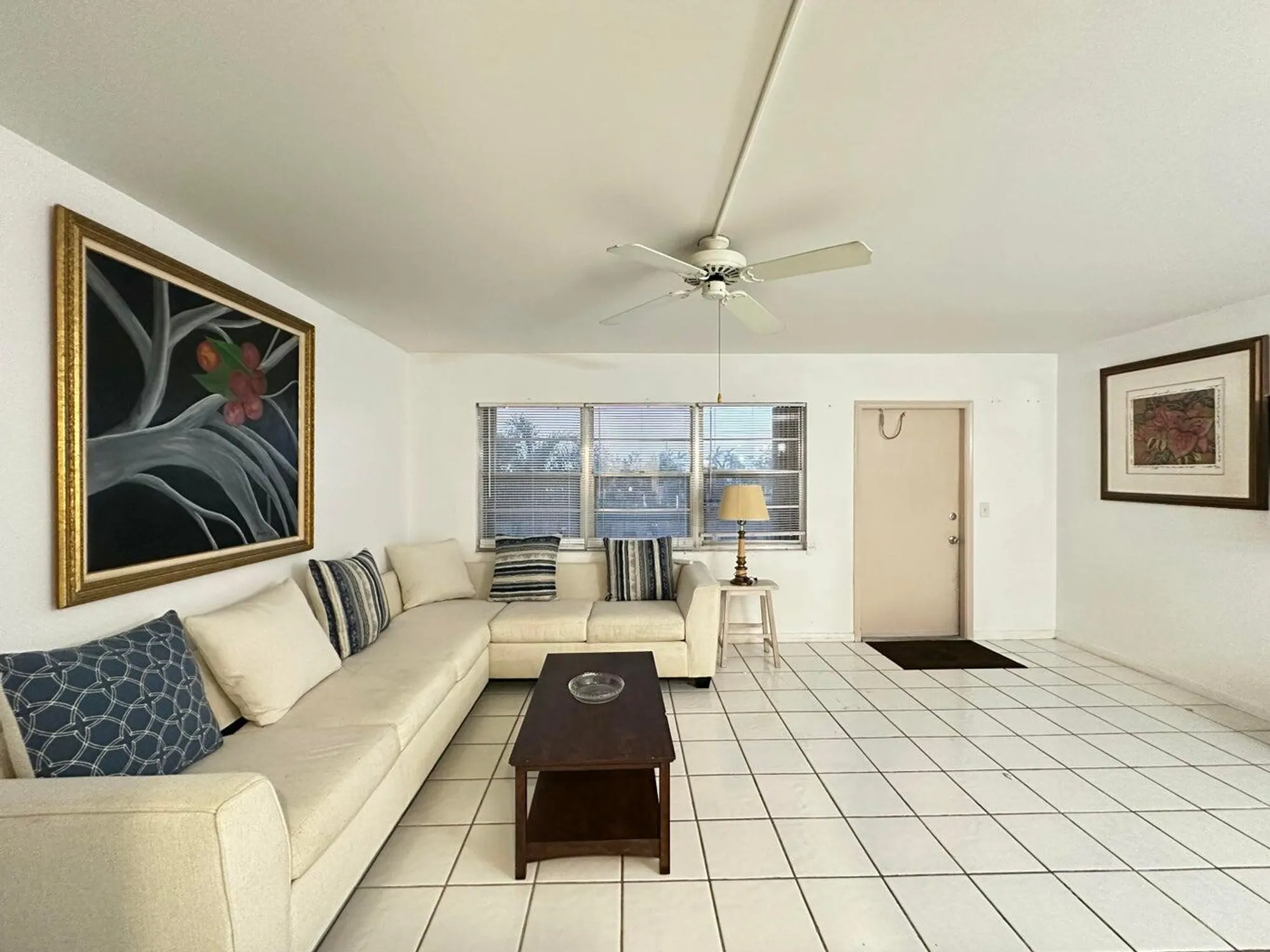 Property Slideshow image 15 of 24 | 252 southampton c c, West Palm Beach, FL, 33417