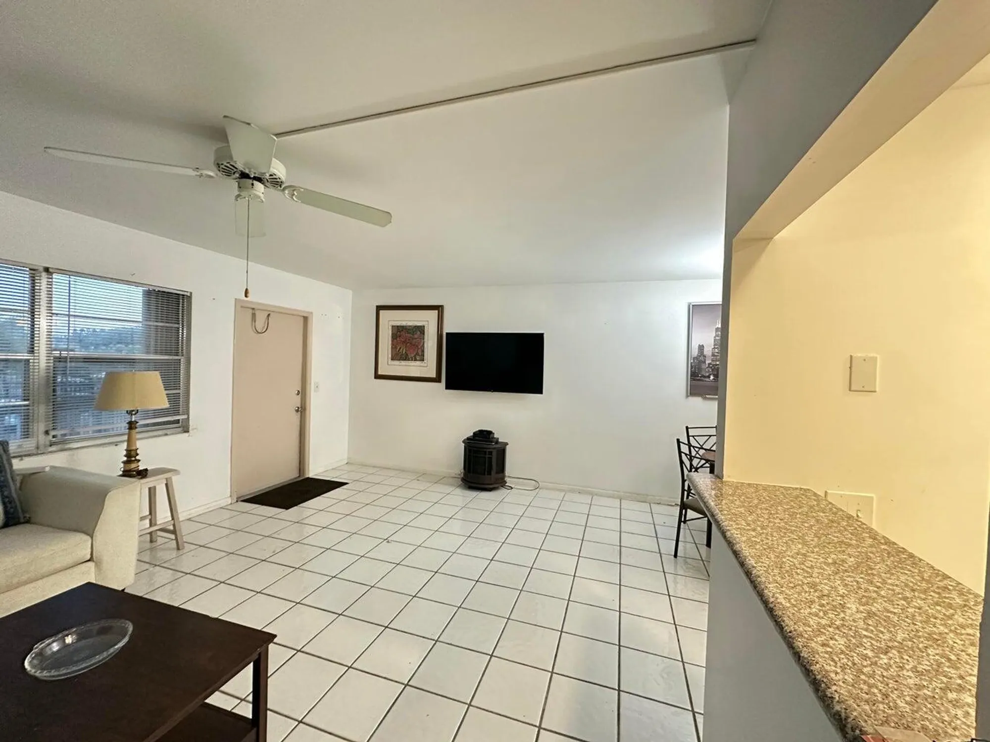 Property Slideshow image 19 of 24 | 252 southampton c c, West Palm Beach, FL, 33417