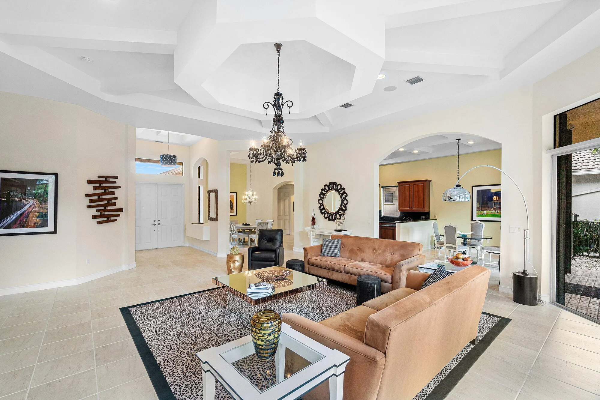 Property Slideshow image 14 of 69 | 7001 antinori ln, Boynton Beach, FL, 33437