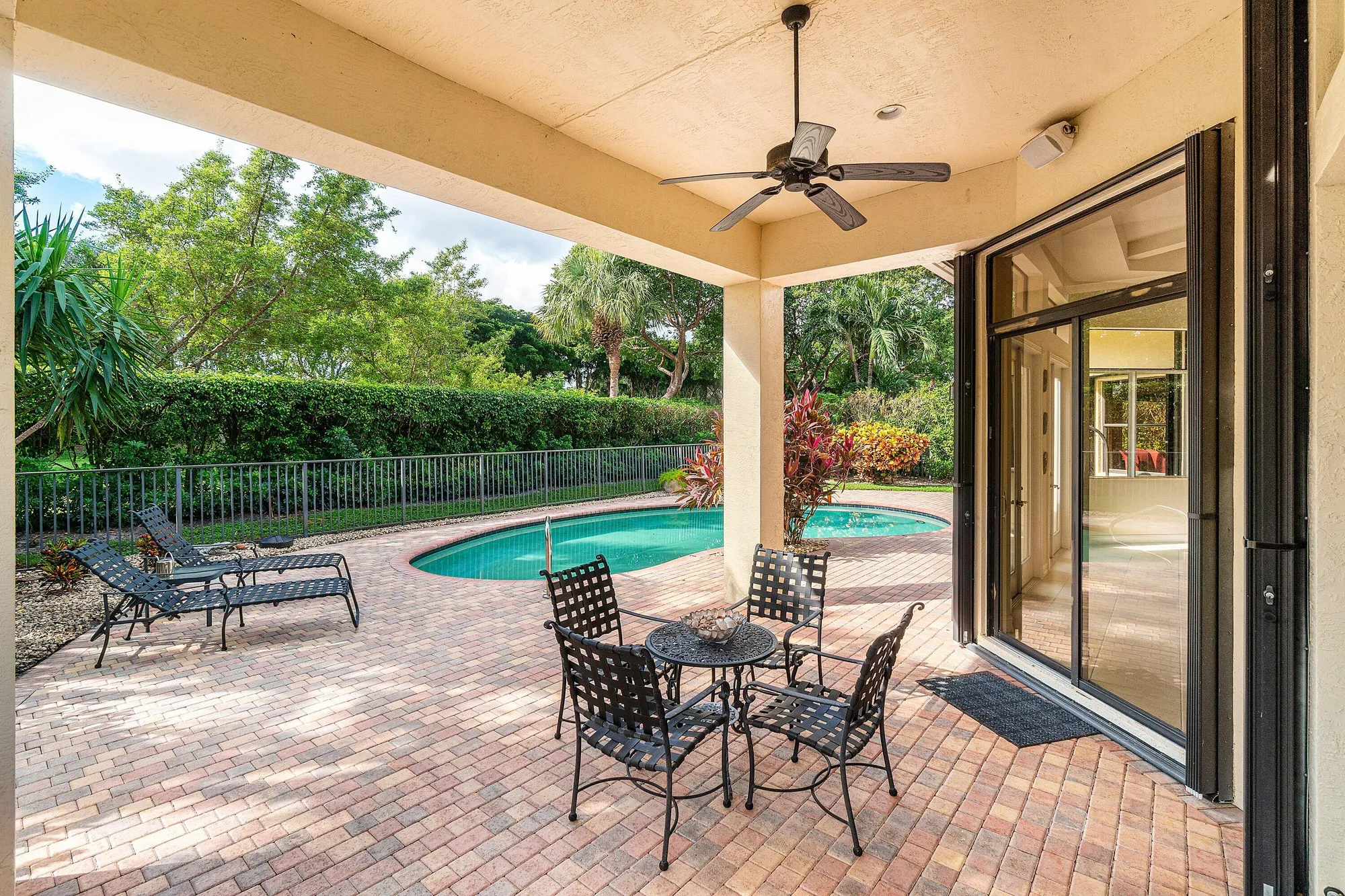 Property Slideshow image 34 of 69 | 7001 antinori ln, Boynton Beach, FL, 33437