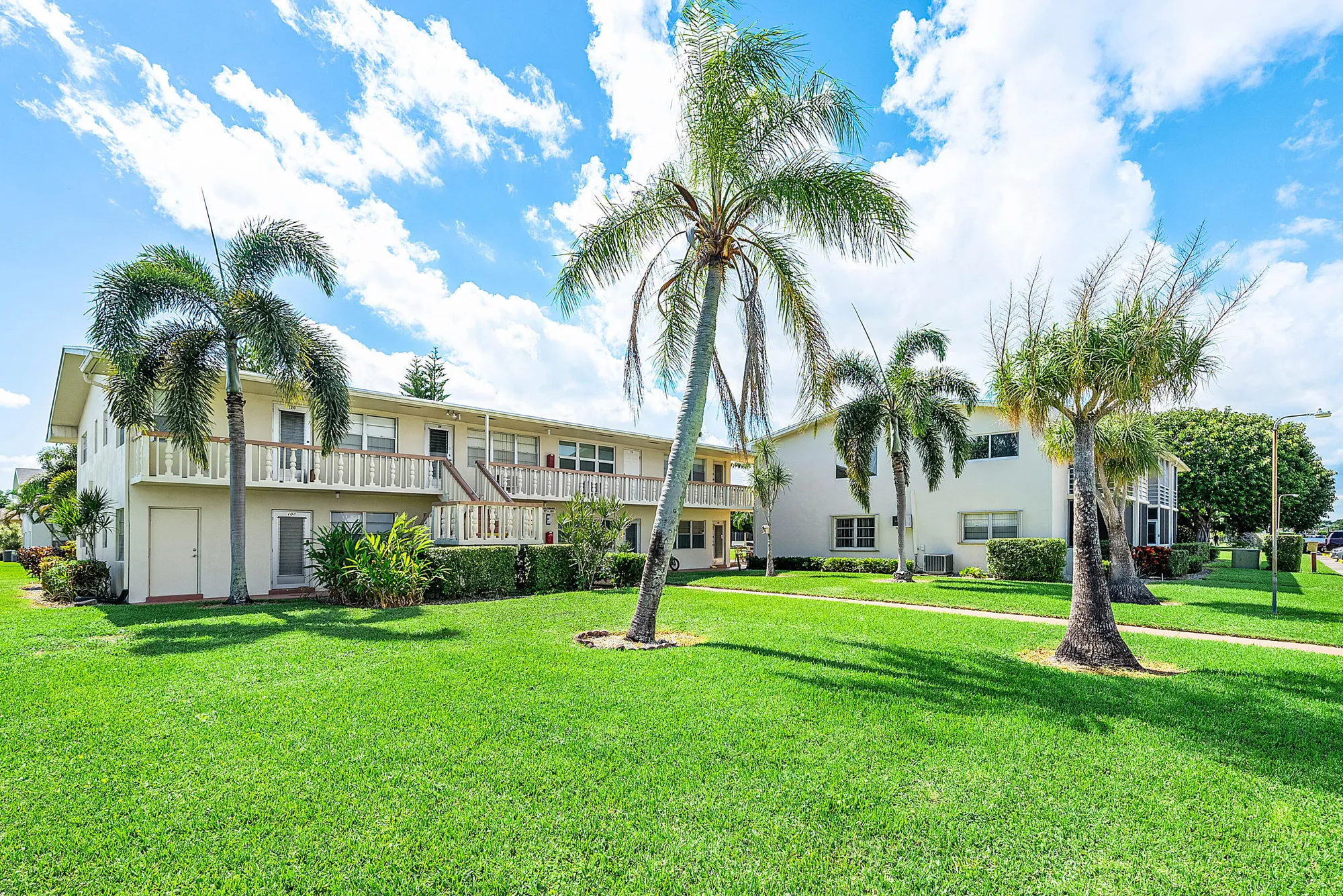 Property Slideshow image 29 of 43 | 116 salisbury e unit e, West Palm Beach, FL, 33417