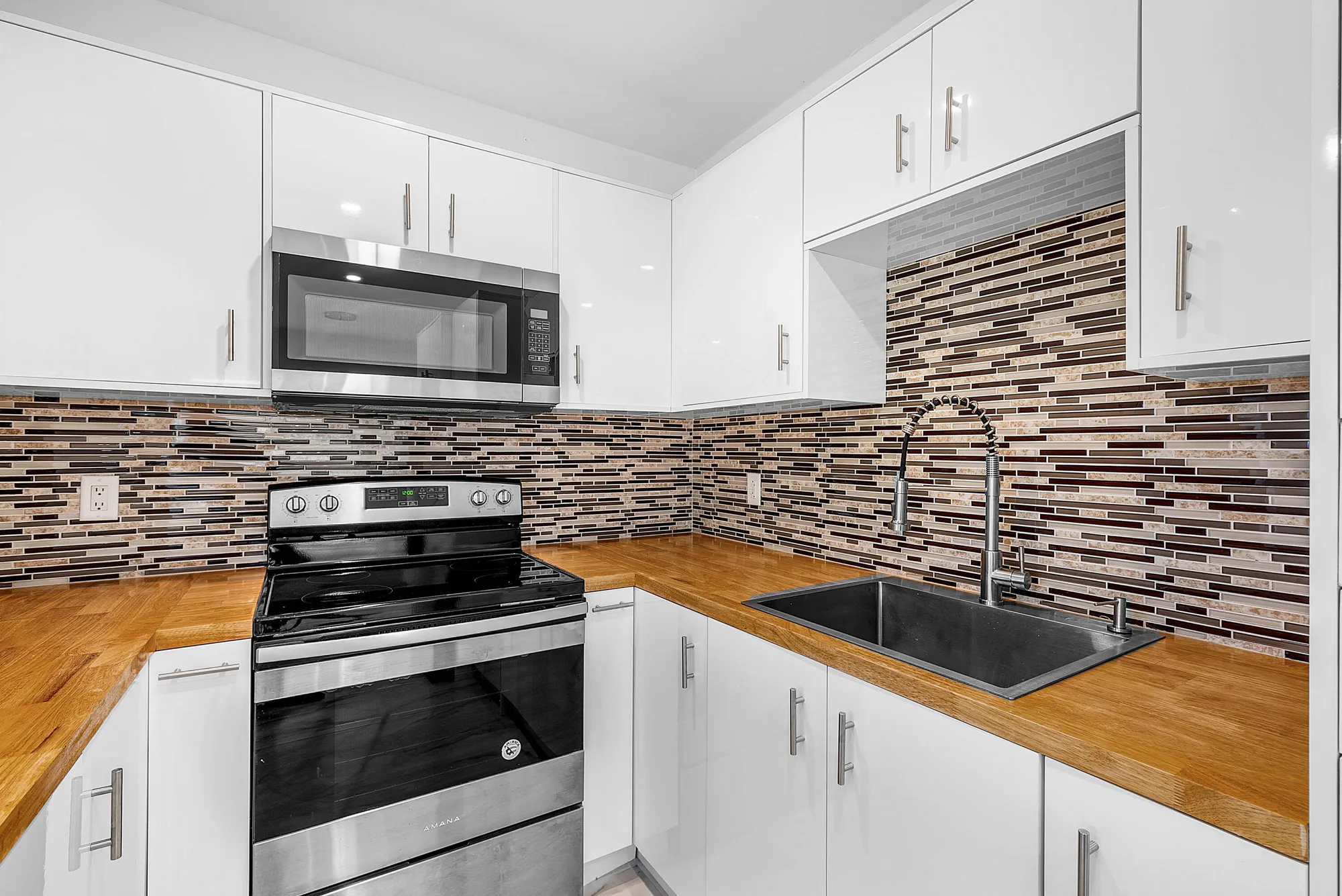 Property Slideshow image 11 of 43 | 116 salisbury e unit e, West Palm Beach, FL, 33417