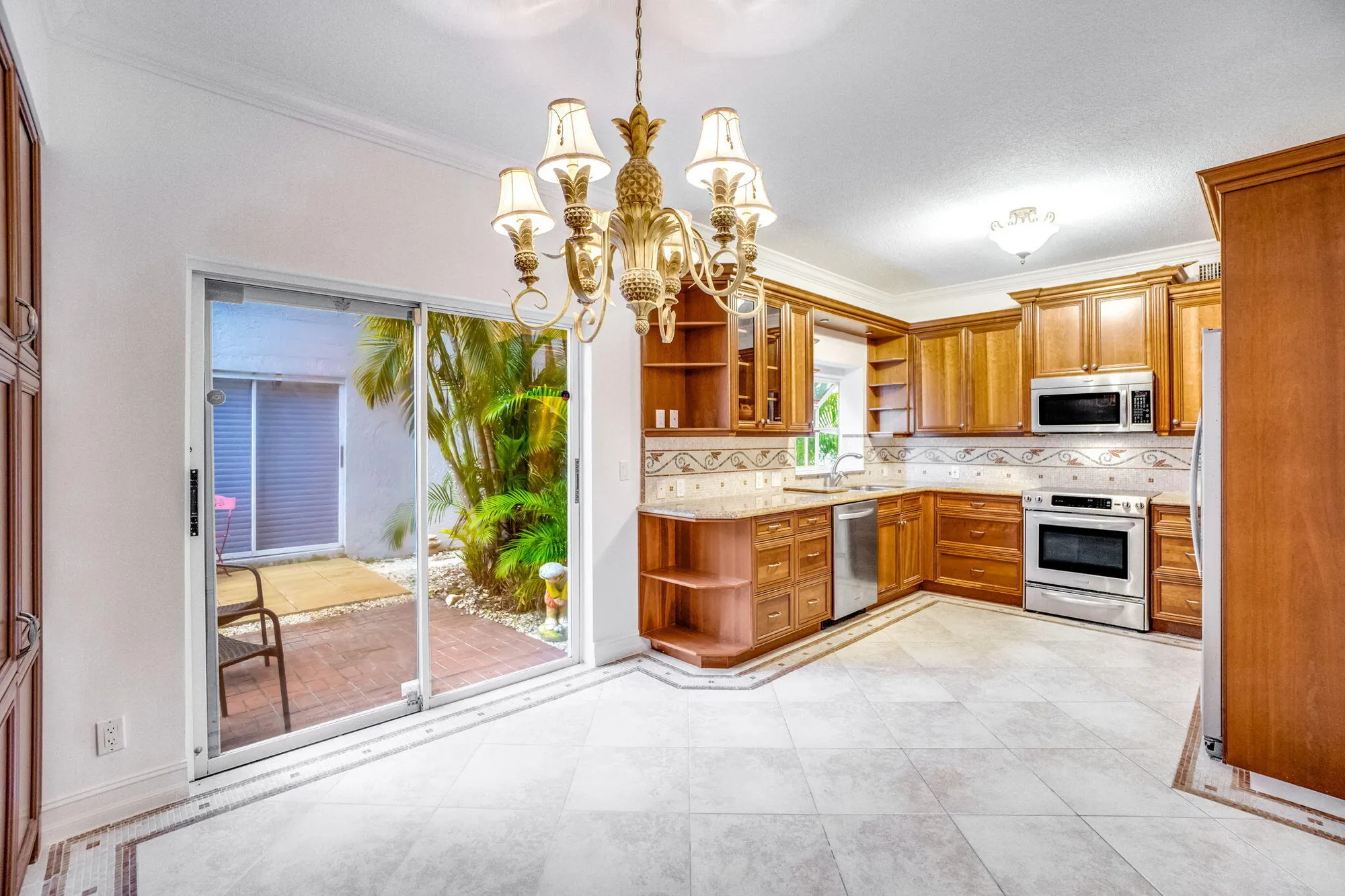 Property Slideshow image 20 of 60 | 11603 briarwood cir apt 1, Boynton Beach, FL, 33437