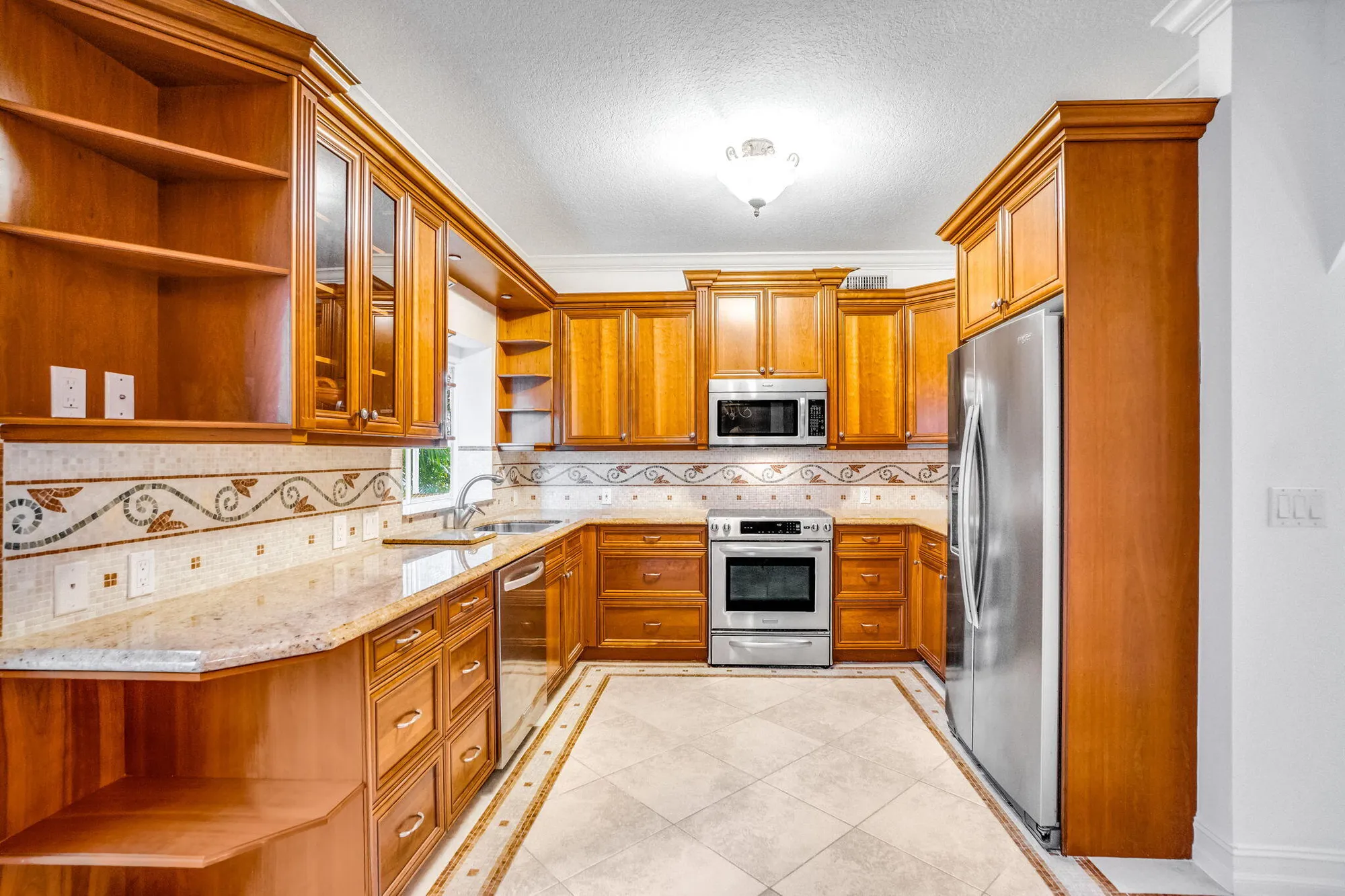 Property Slideshow image 23 of 60 | 11603 briarwood cir apt 1, Boynton Beach, FL, 33437