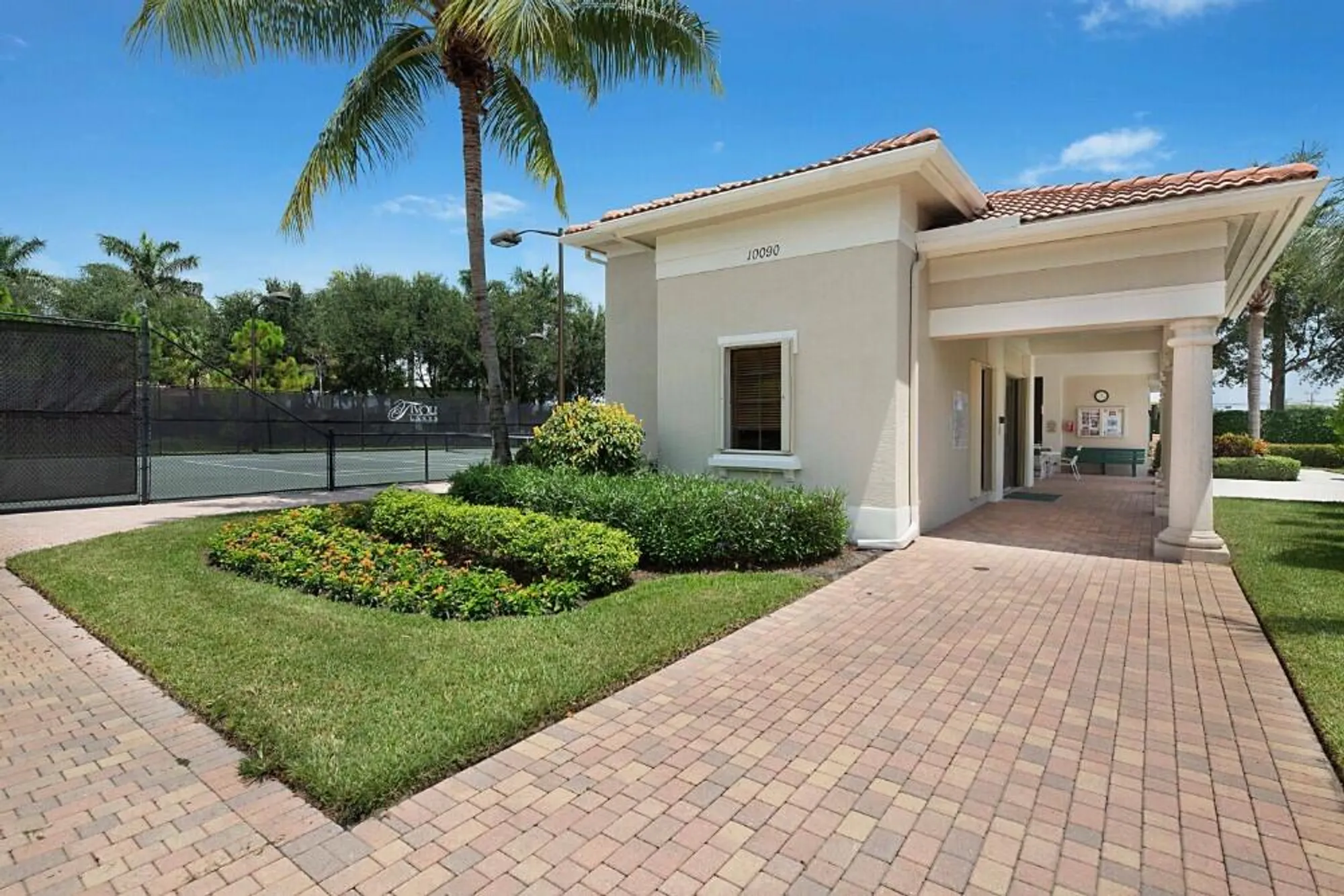 Property Slideshow image 62 of 69 | 7001 antinori ln, Boynton Beach, FL, 33437
