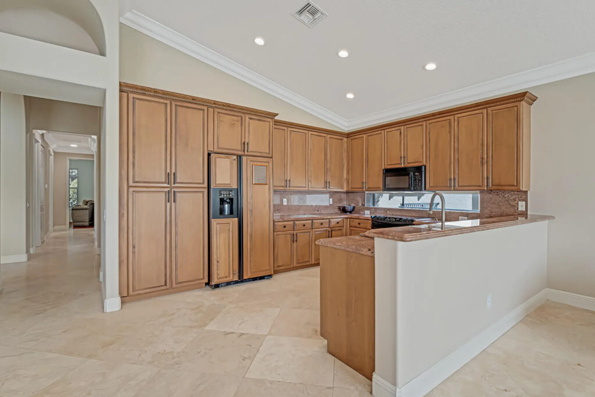 Property Slideshow image 18 of 72 | 7587 tarpon cove cir, Lake Worth, FL, 33467