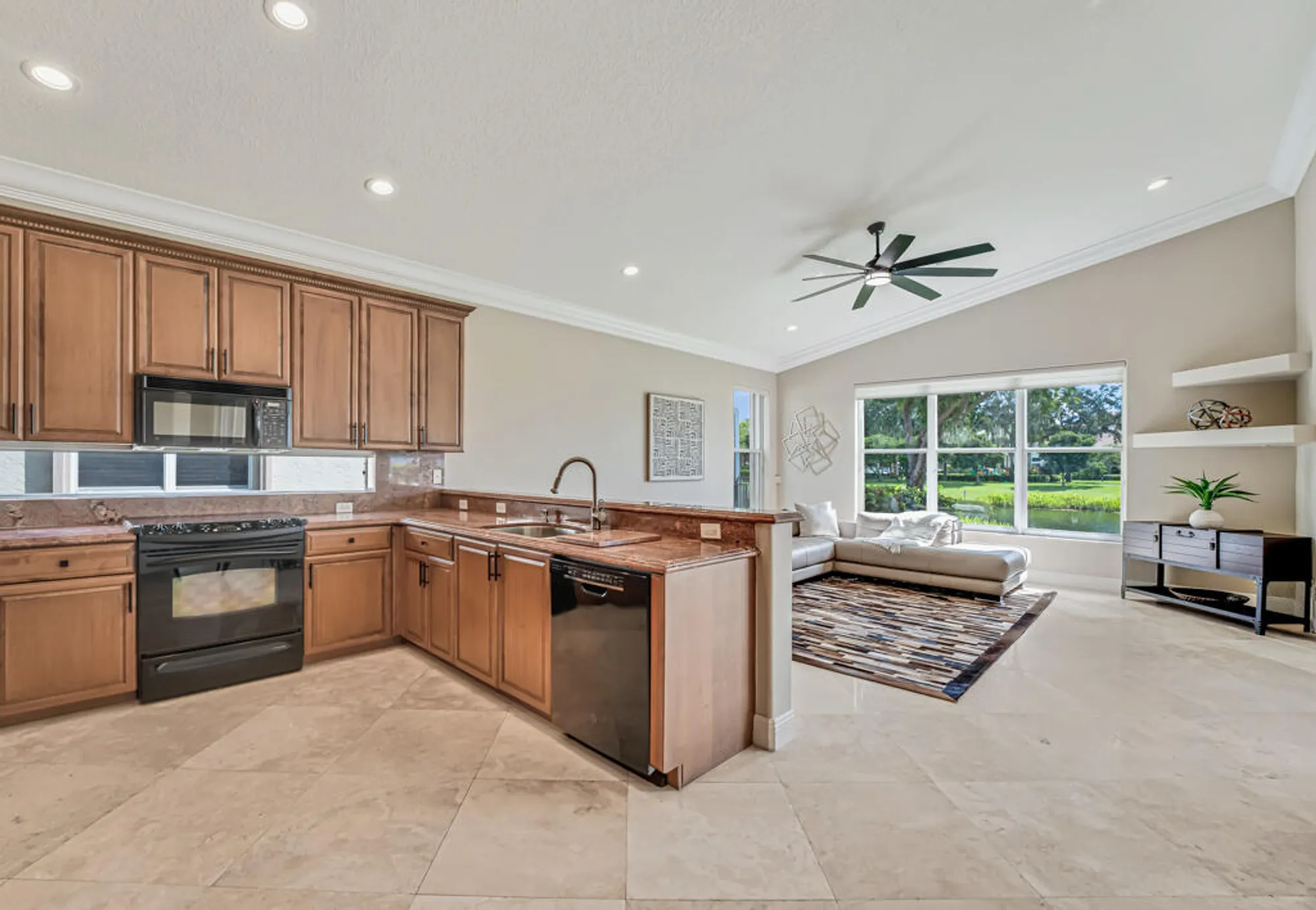 Property Slideshow image 15 of 72 | 7587 tarpon cove cir, Lake Worth, FL, 33467