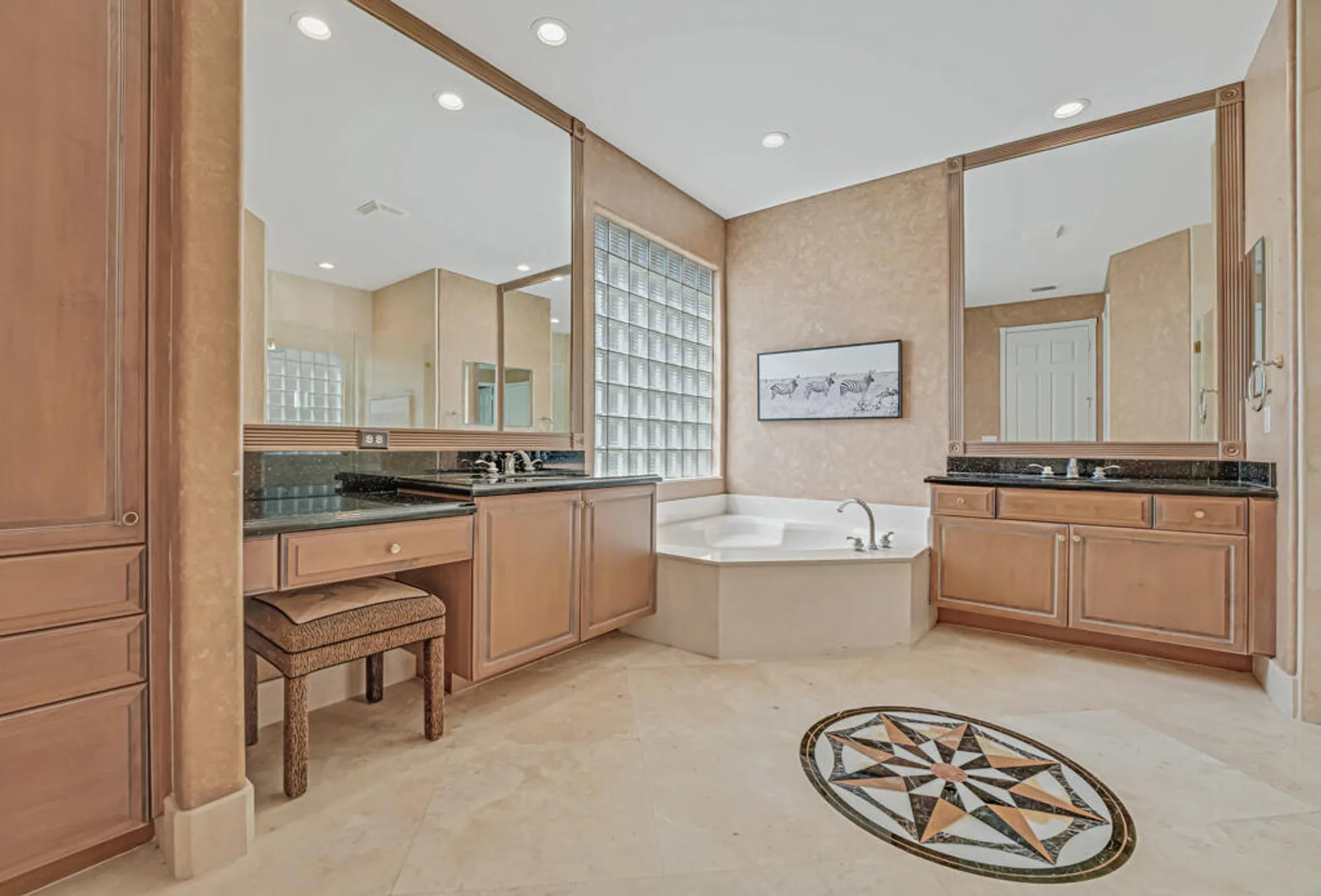 Property Slideshow image 32 of 72 | 7587 tarpon cove cir, Lake Worth, FL, 33467