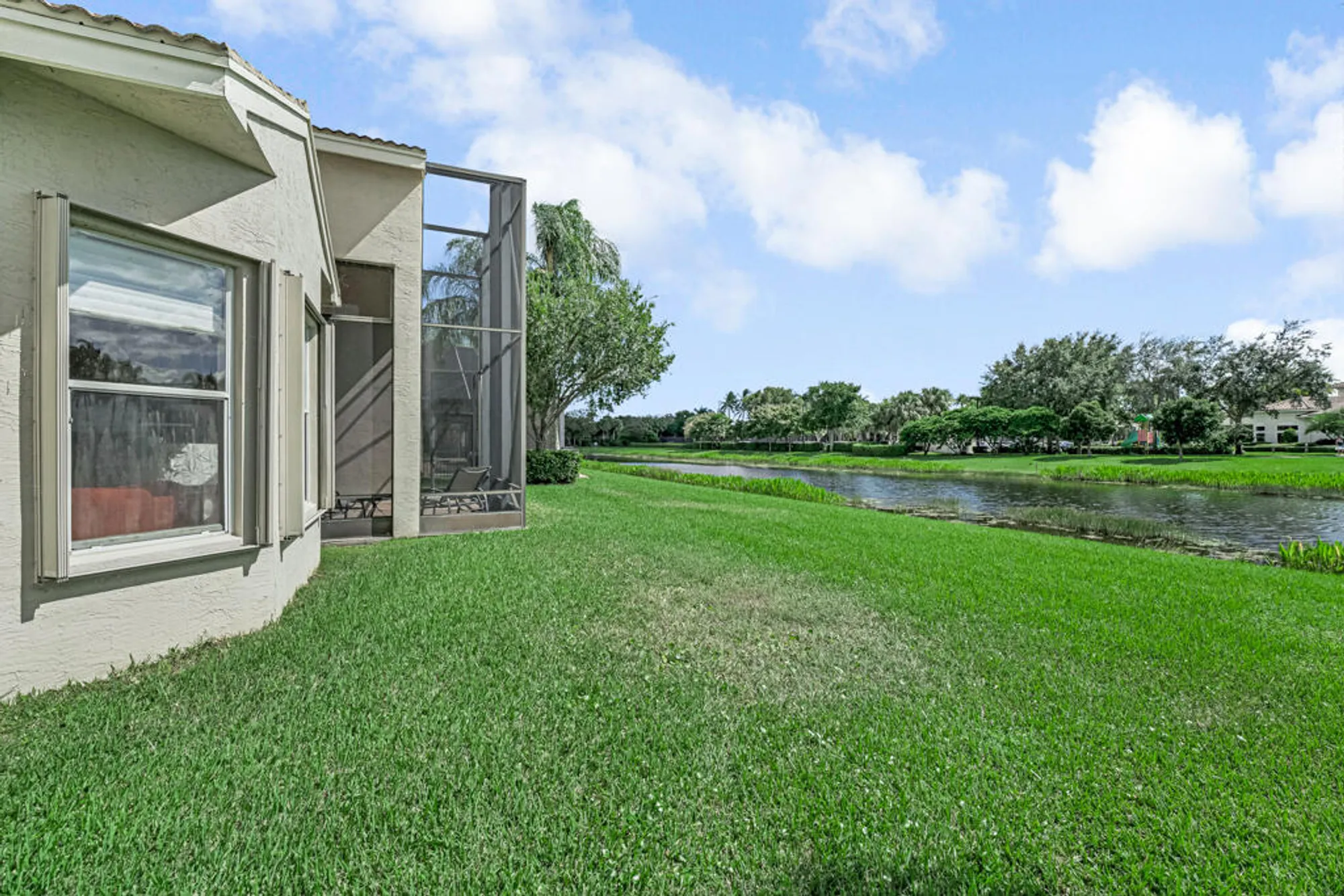 Property Slideshow image 46 of 72 | 7587 tarpon cove cir, Lake Worth, FL, 33467