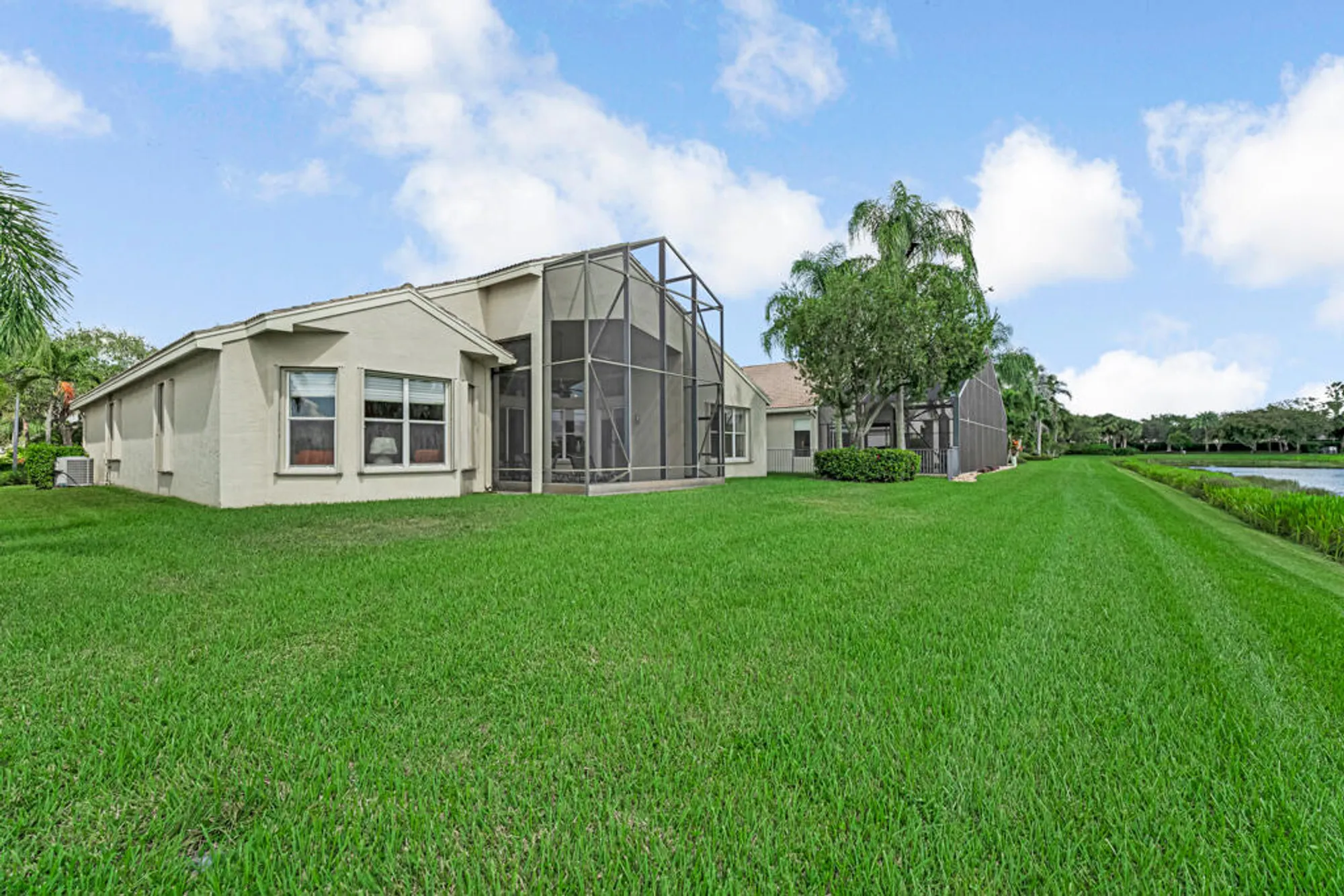 Property Slideshow image 47 of 72 | 7587 tarpon cove cir, Lake Worth, FL, 33467