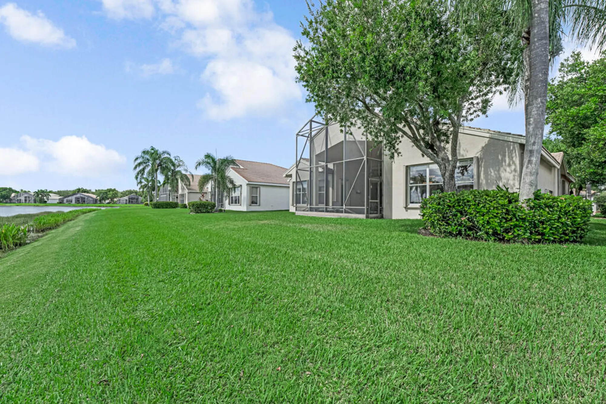Property Slideshow image 49 of 72 | 7587 tarpon cove cir, Lake Worth, FL, 33467