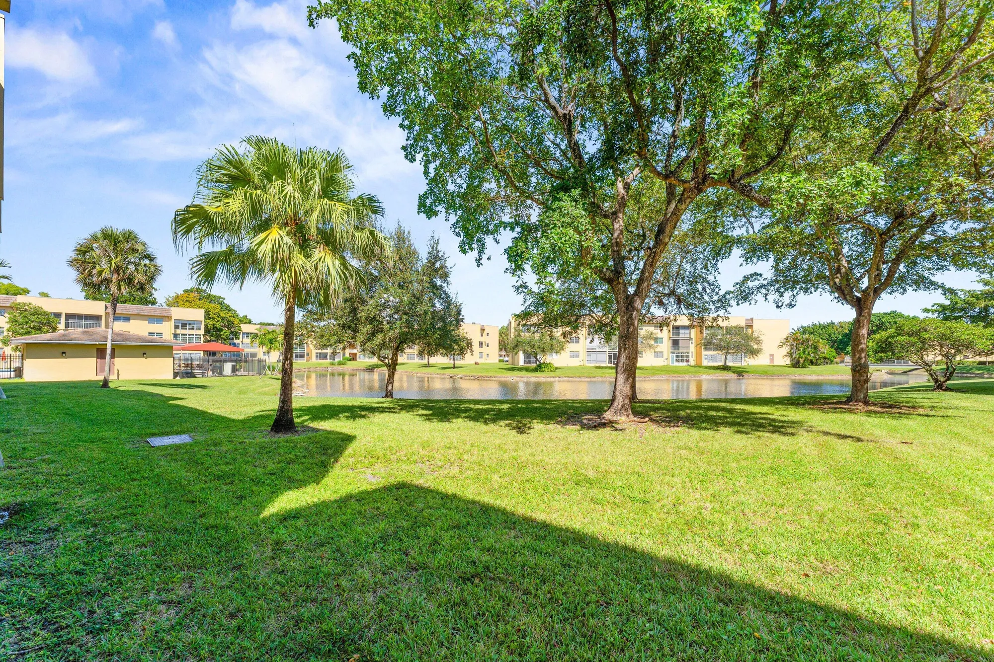 Property Slideshow image 25 of 29 | 5980 nw 64th ave 305, Tamarac, FL, 33319