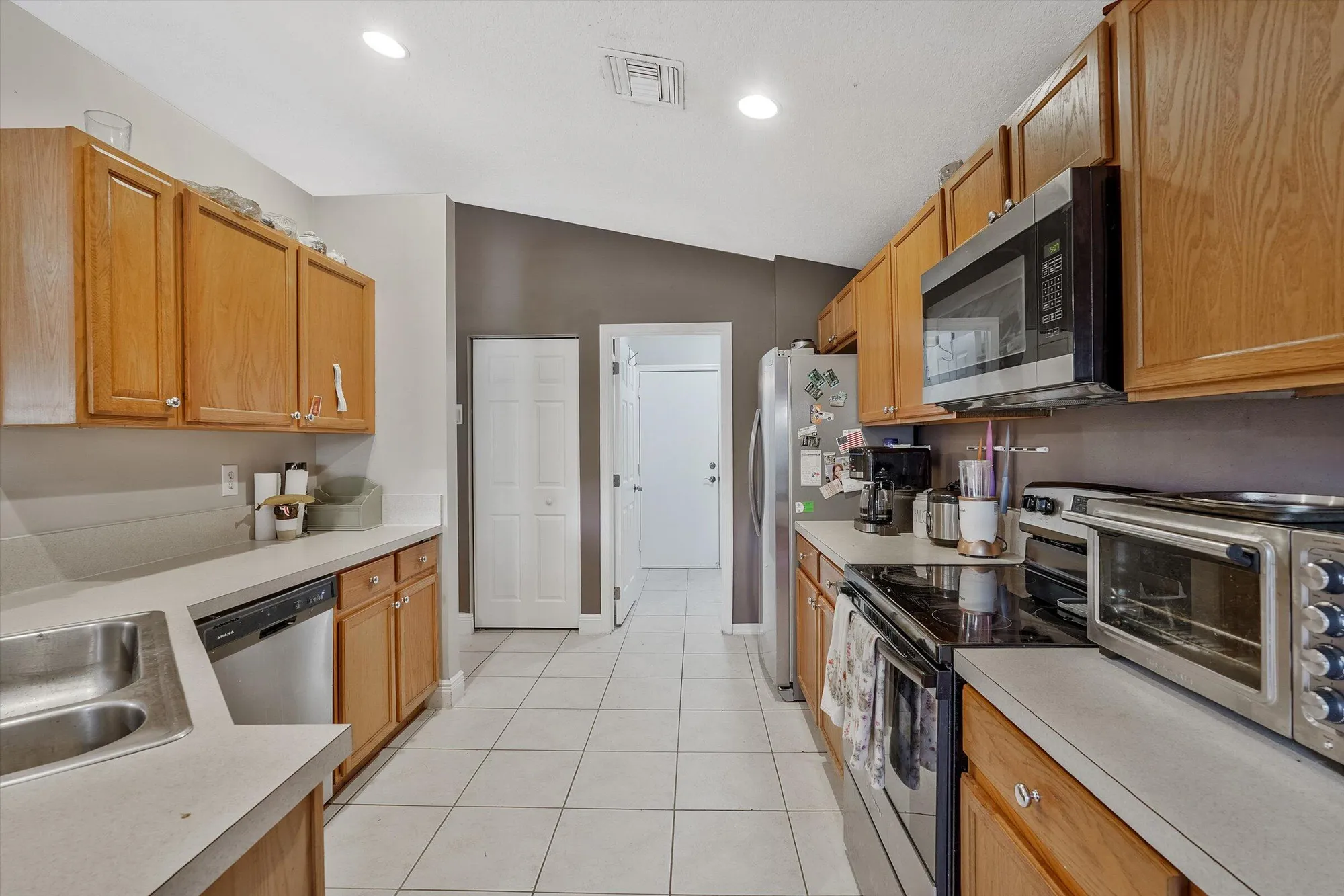 Property Slideshow image 11 of 22 | 5202 palazzo pl, Boynton Beach, FL, 33437
