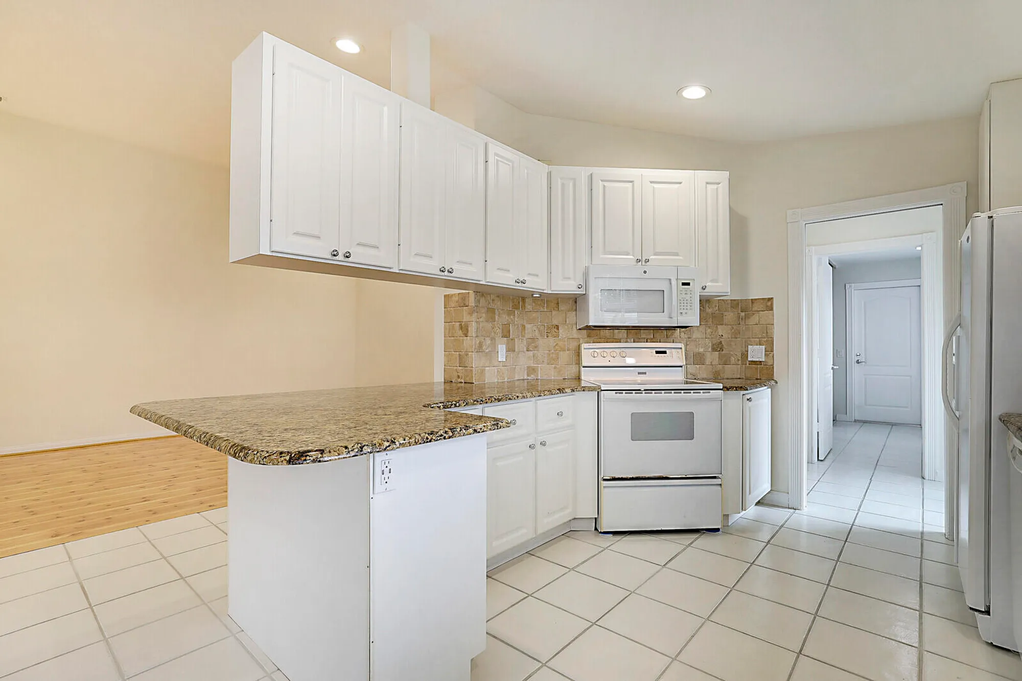 Property Slideshow image 33 of 57 | 7176 grassy bay dr, West Palm Beach, FL, 33411