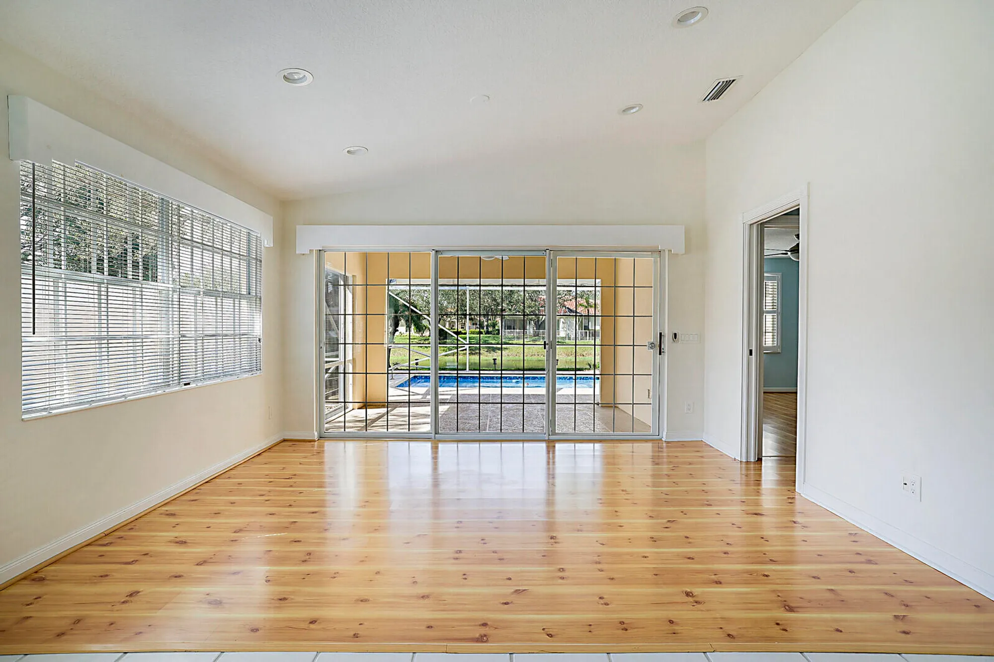 Property Slideshow image 30 of 57 | 7176 grassy bay dr, West Palm Beach, FL, 33411