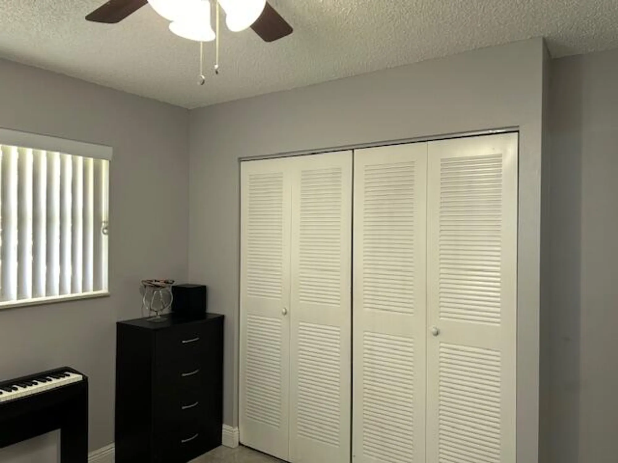 Property Slideshow image 15 of 41 | 417 lake evelyn dr, West Palm Beach, FL, 33411