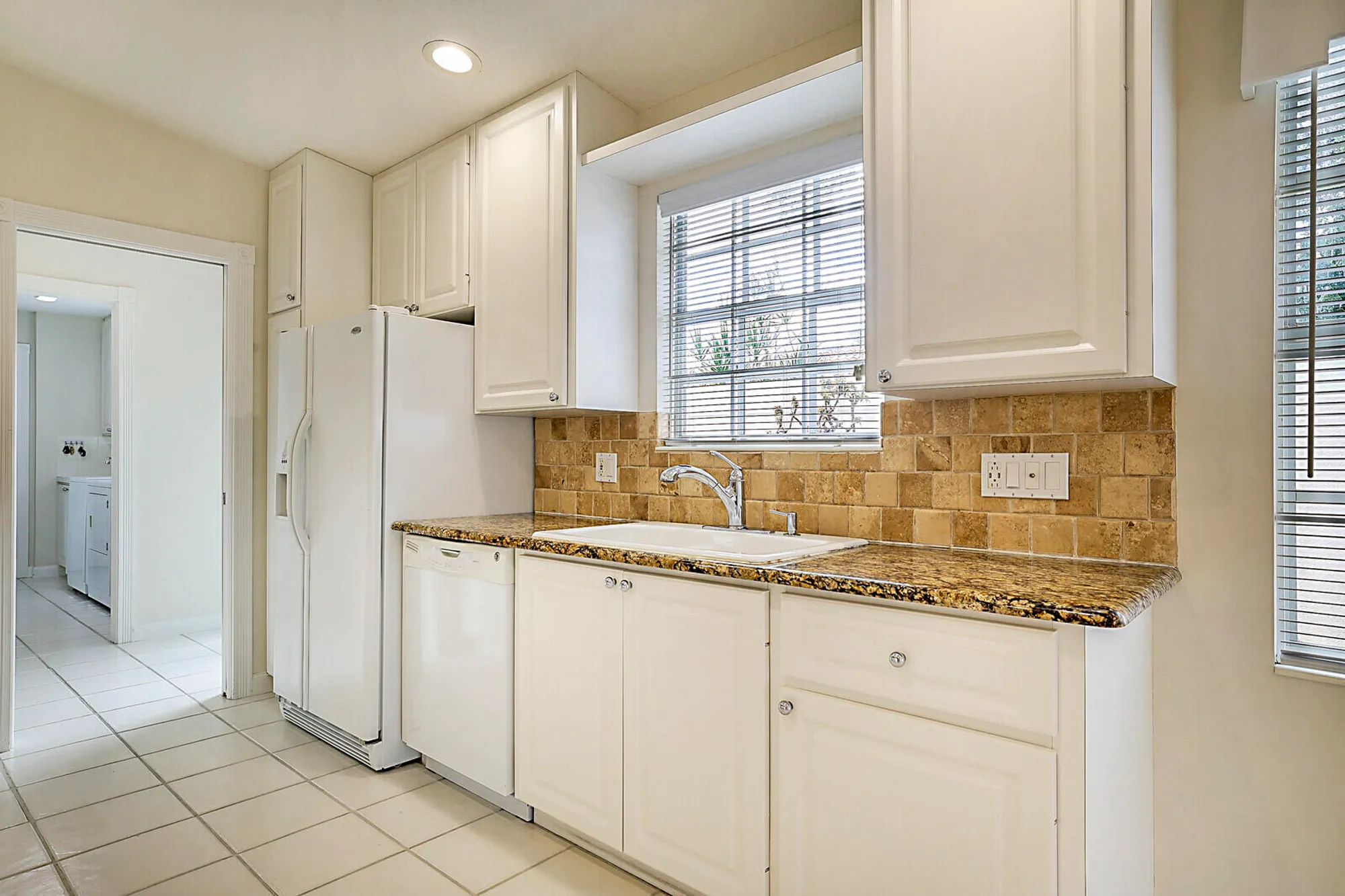 Property Slideshow image 32 of 57 | 7176 grassy bay dr, West Palm Beach, FL, 33411