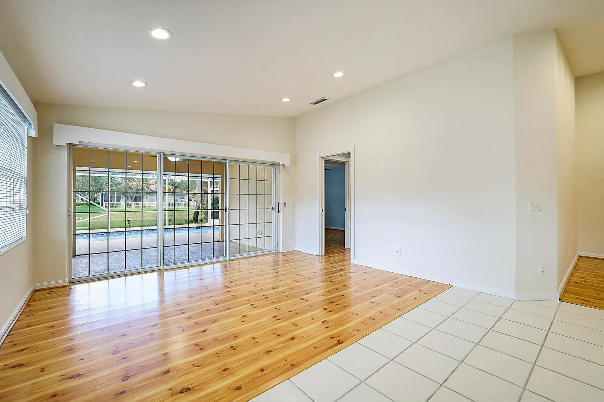 Property Slideshow image 26 of 57 | 7176 grassy bay dr, West Palm Beach, FL, 33411