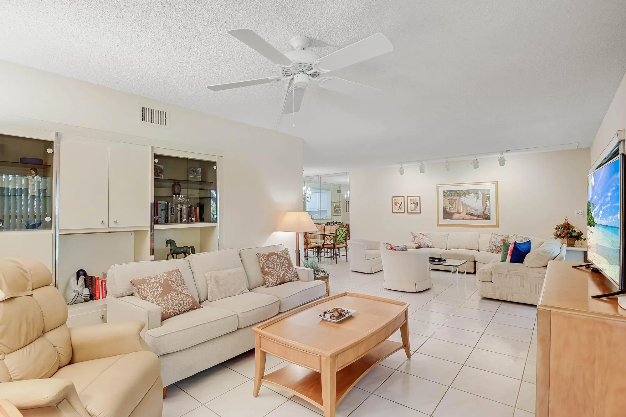 Property Slideshow image 19 of 59 | 5121 oak hill ln apt 416, Delray Beach, FL, 33484