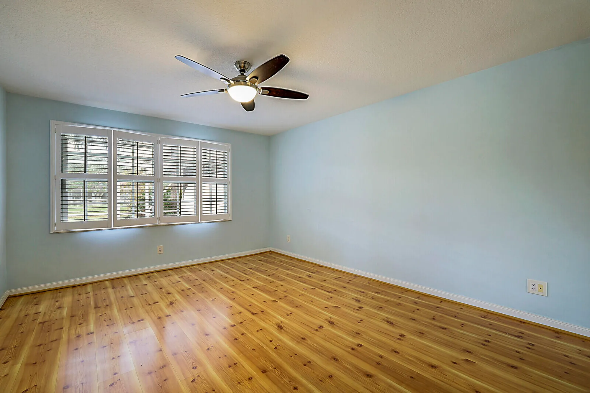 Property Slideshow image 34 of 57 | 7176 grassy bay dr, West Palm Beach, FL, 33411