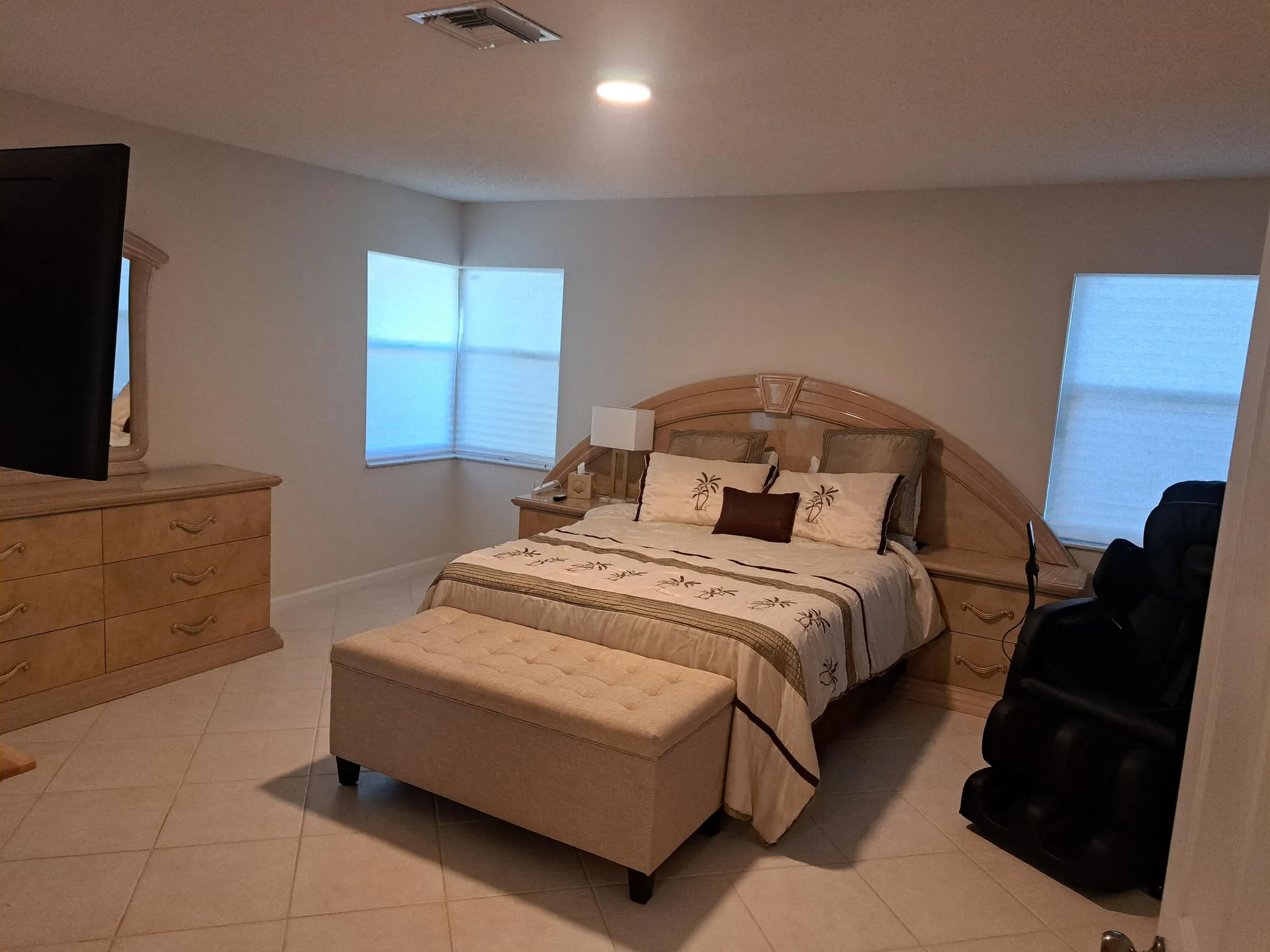 Property Slideshow image 27 of 35 | 7047 summer tree dr, Boynton Beach, FL, 33437