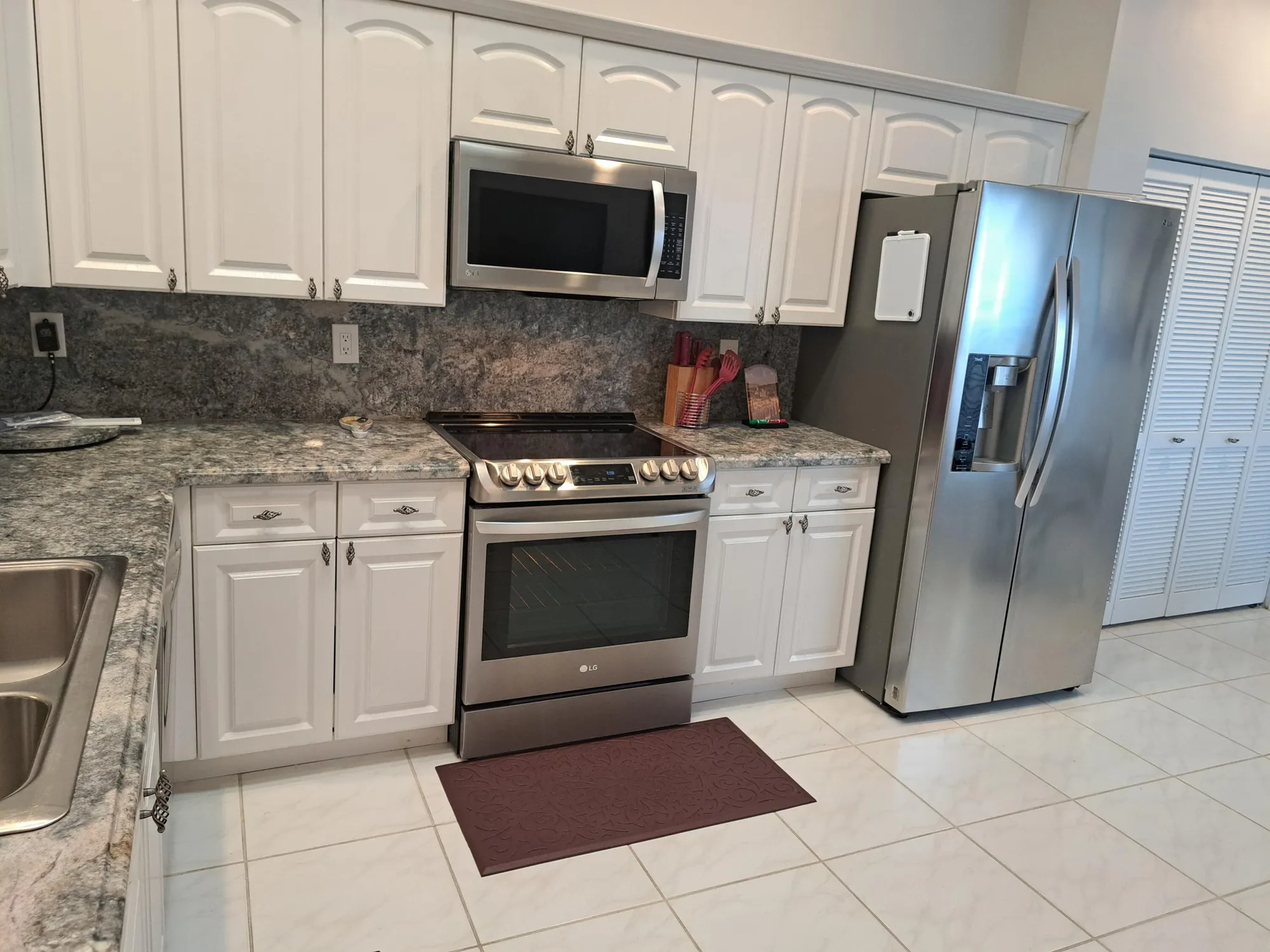 Property Slideshow image 15 of 35 | 7047 summer tree dr, Boynton Beach, FL, 33437