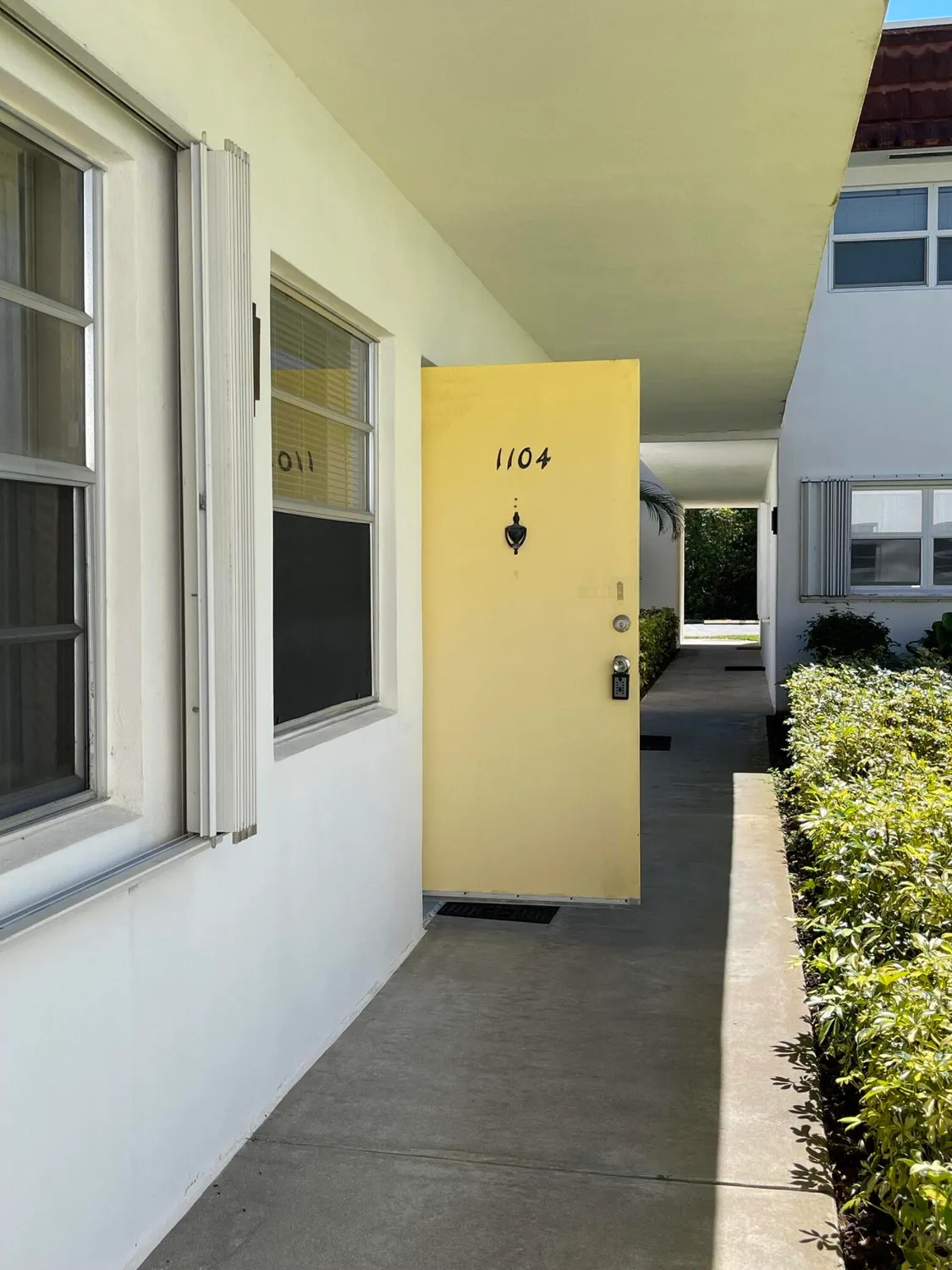 Property Slideshow image 7 of 45 | 1225 nw 21st st 1104, Stuart, FL, 34994