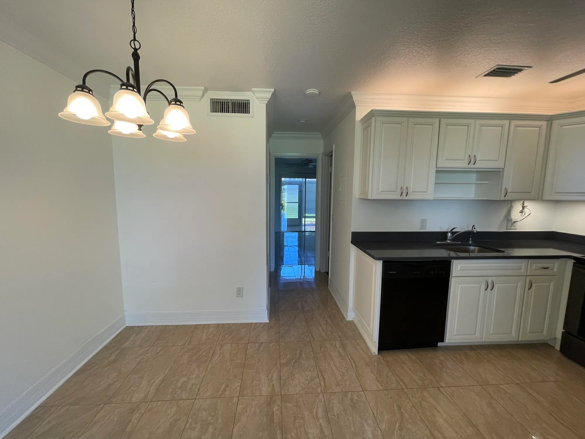 Property Slideshow image 10 of 45 | 1225 nw 21st st 1104, Stuart, FL, 34994