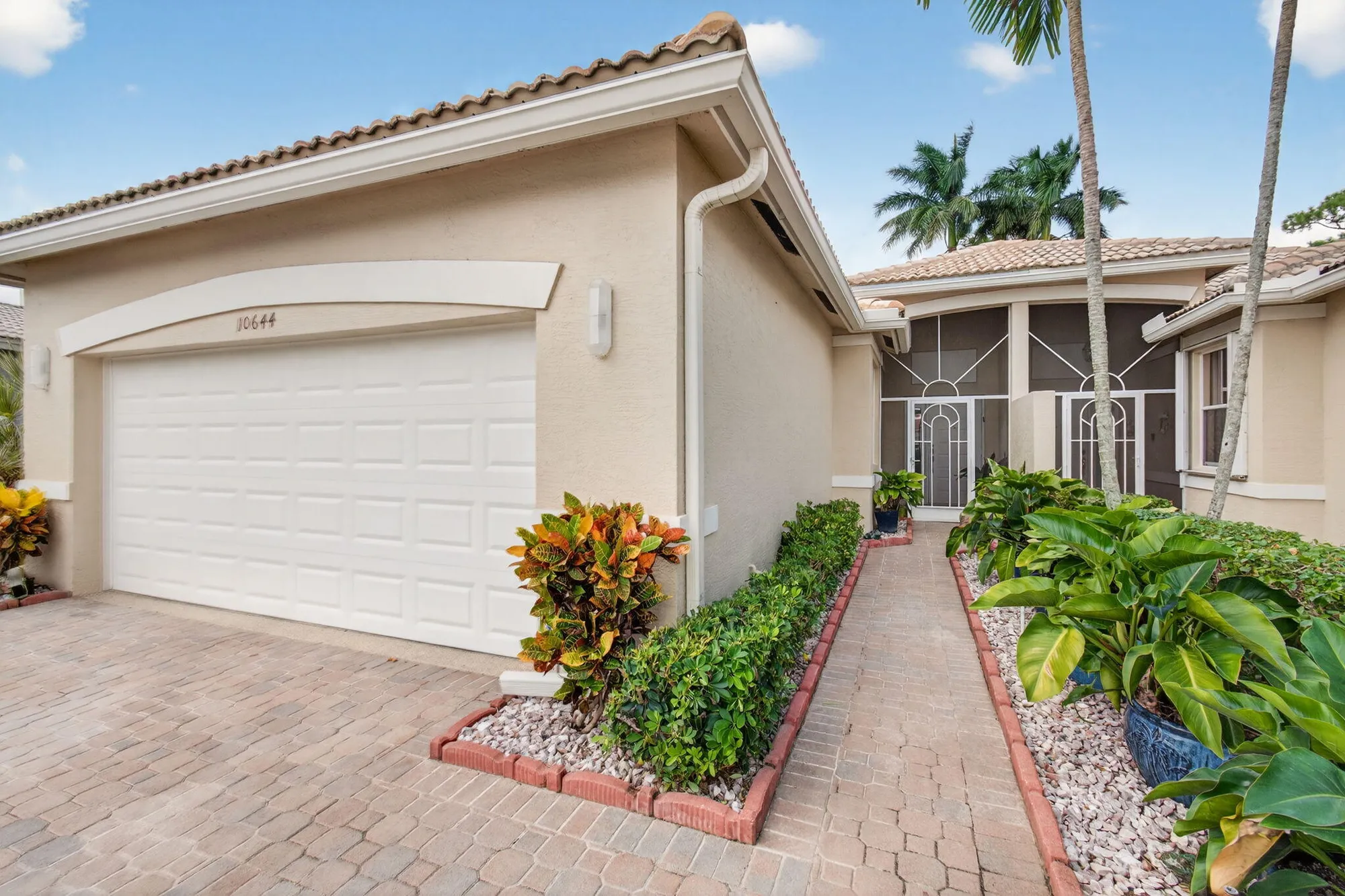 Property Slideshow image 8 of 94 | 10644 royal caribbean cir, Boynton Beach, FL, 33437