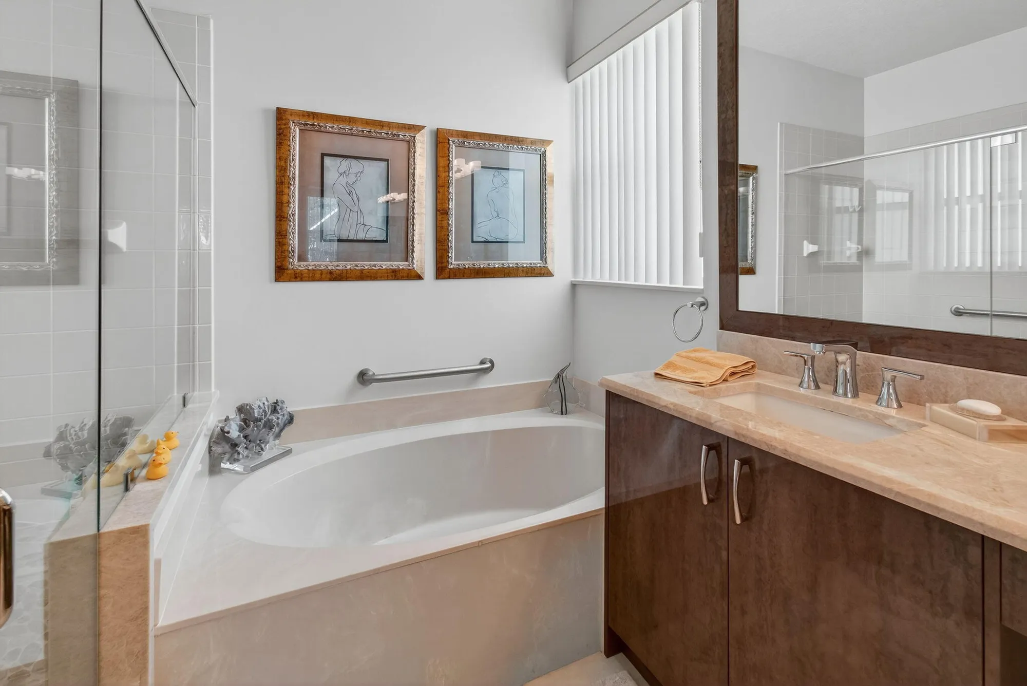 Property Slideshow image 44 of 94 | 10644 royal caribbean cir, Boynton Beach, FL, 33437