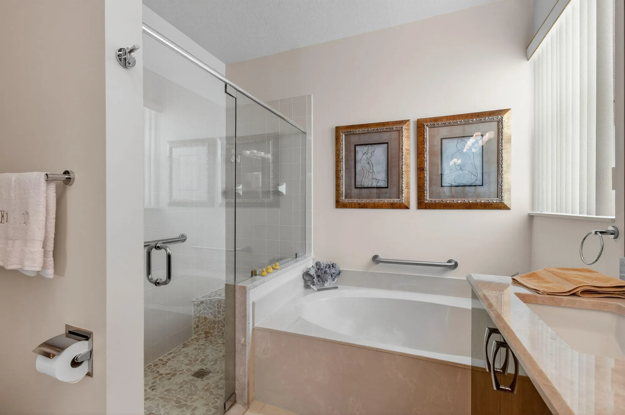 Property Slideshow image 45 of 94 | 10644 royal caribbean cir, Boynton Beach, FL, 33437