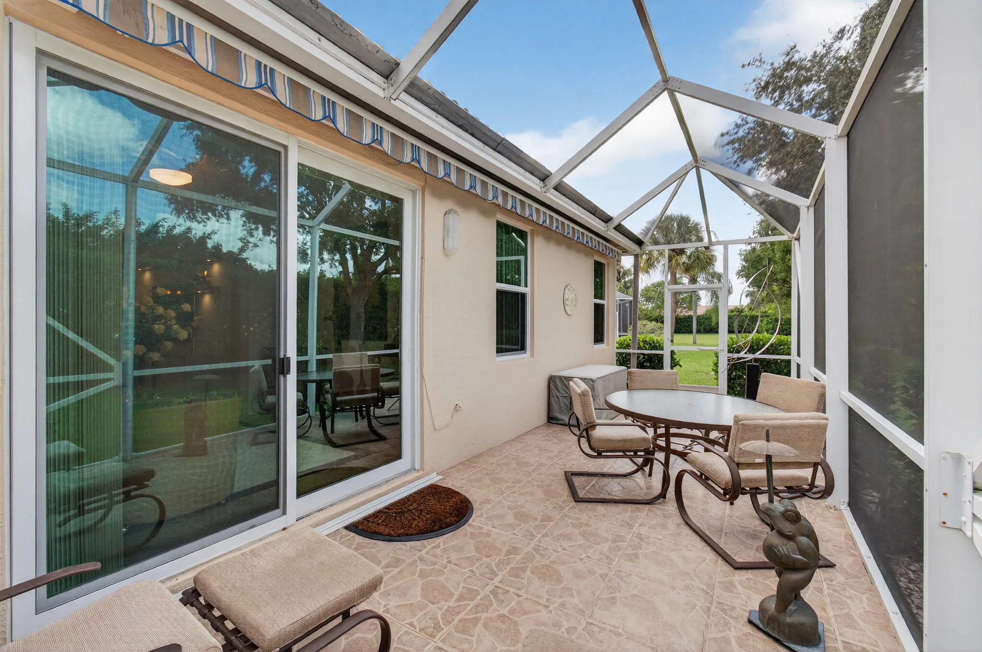 Property Slideshow image 58 of 94 | 10644 royal caribbean cir, Boynton Beach, FL, 33437