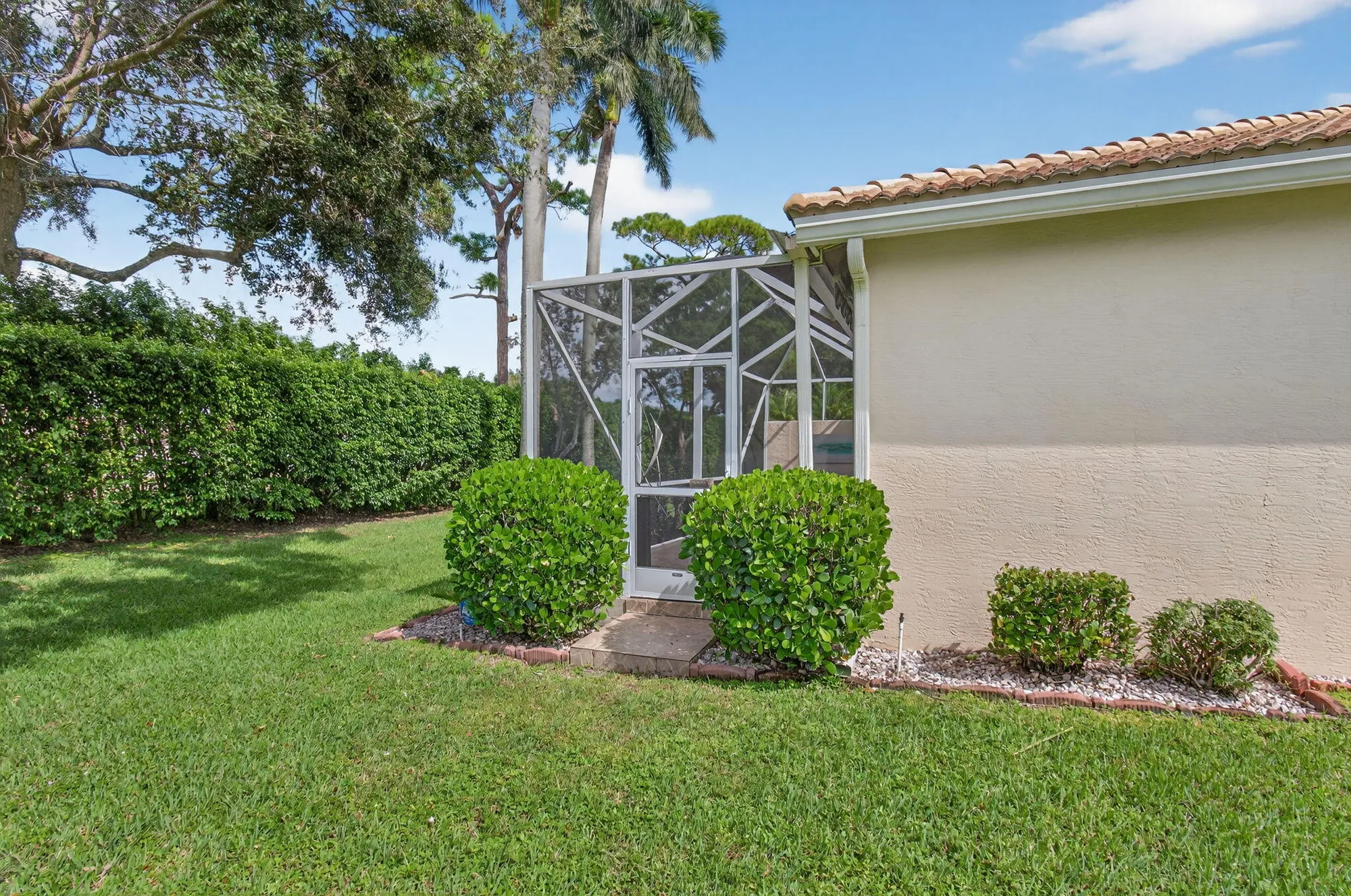 Property Slideshow image 62 of 94 | 10644 royal caribbean cir, Boynton Beach, FL, 33437