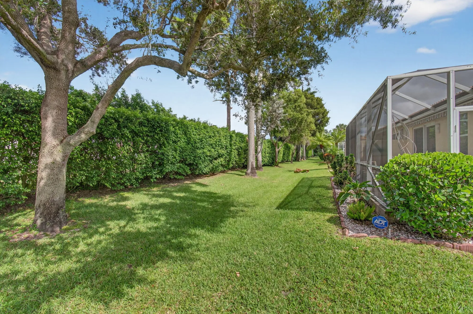 Property Slideshow image 63 of 94 | 10644 royal caribbean cir, Boynton Beach, FL, 33437