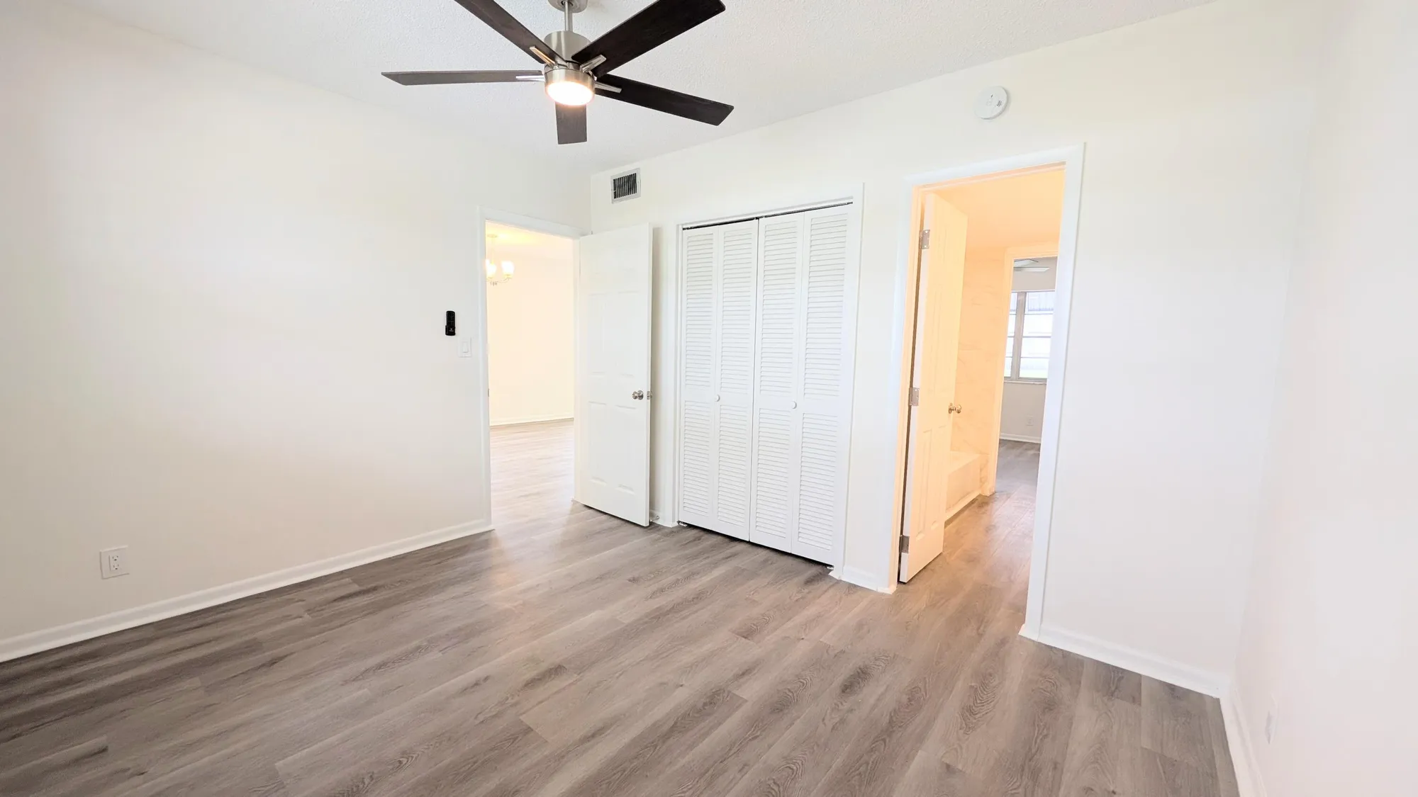 Property Slideshow image 10 of 14 | 2800 w golf blvd 219, Pompano Beach, FL, 33064