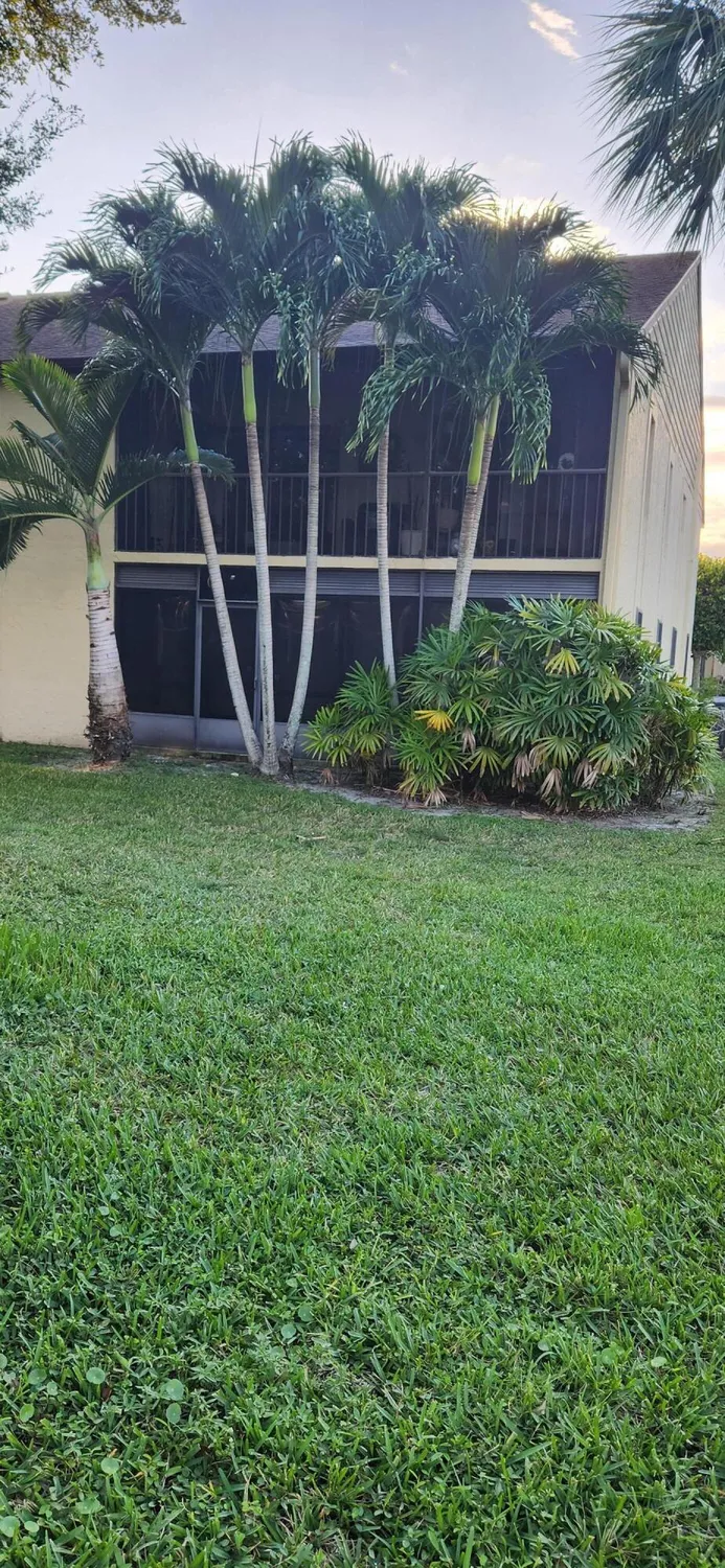 Property Slideshow image 8 of 8 | 7855 willow spring dr apt 711, Wellington, FL, 33467