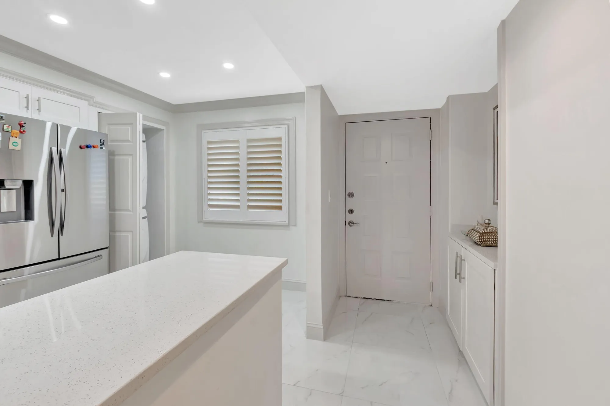 Property Slideshow image 10 of 77 | 14375 strathmore ln 305, Delray Beach, FL, 33446