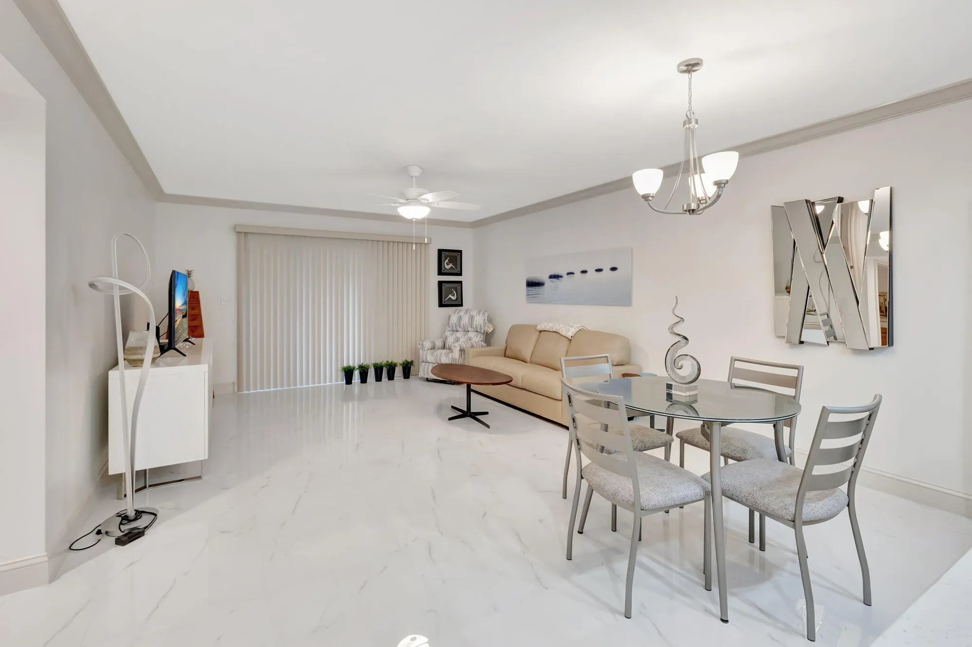 Property Slideshow image 12 of 77 | 14375 strathmore ln 305, Delray Beach, FL, 33446
