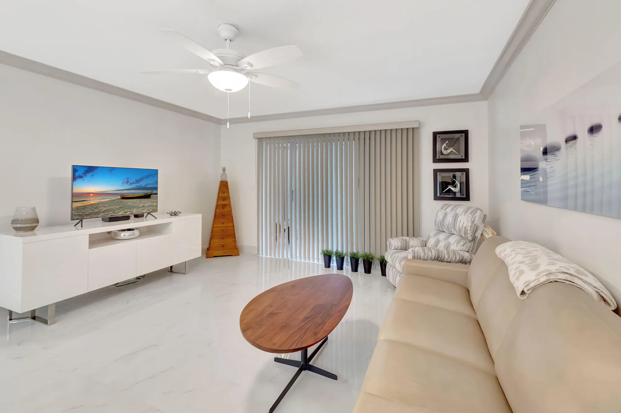 Property Slideshow image 16 of 77 | 14375 strathmore ln 305, Delray Beach, FL, 33446