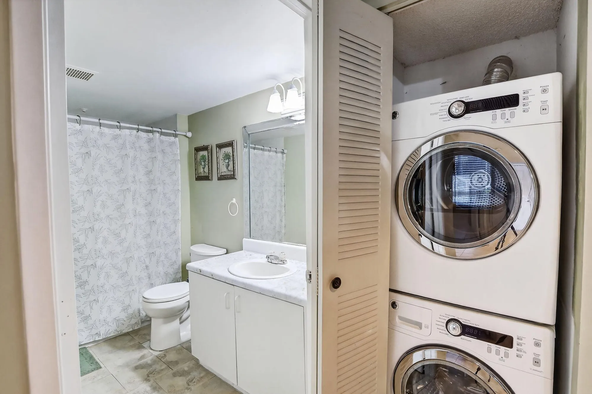 Property Slideshow image 7 of 13 | 1500 sw 131st way 108n, Pembroke Pines, FL, 33027