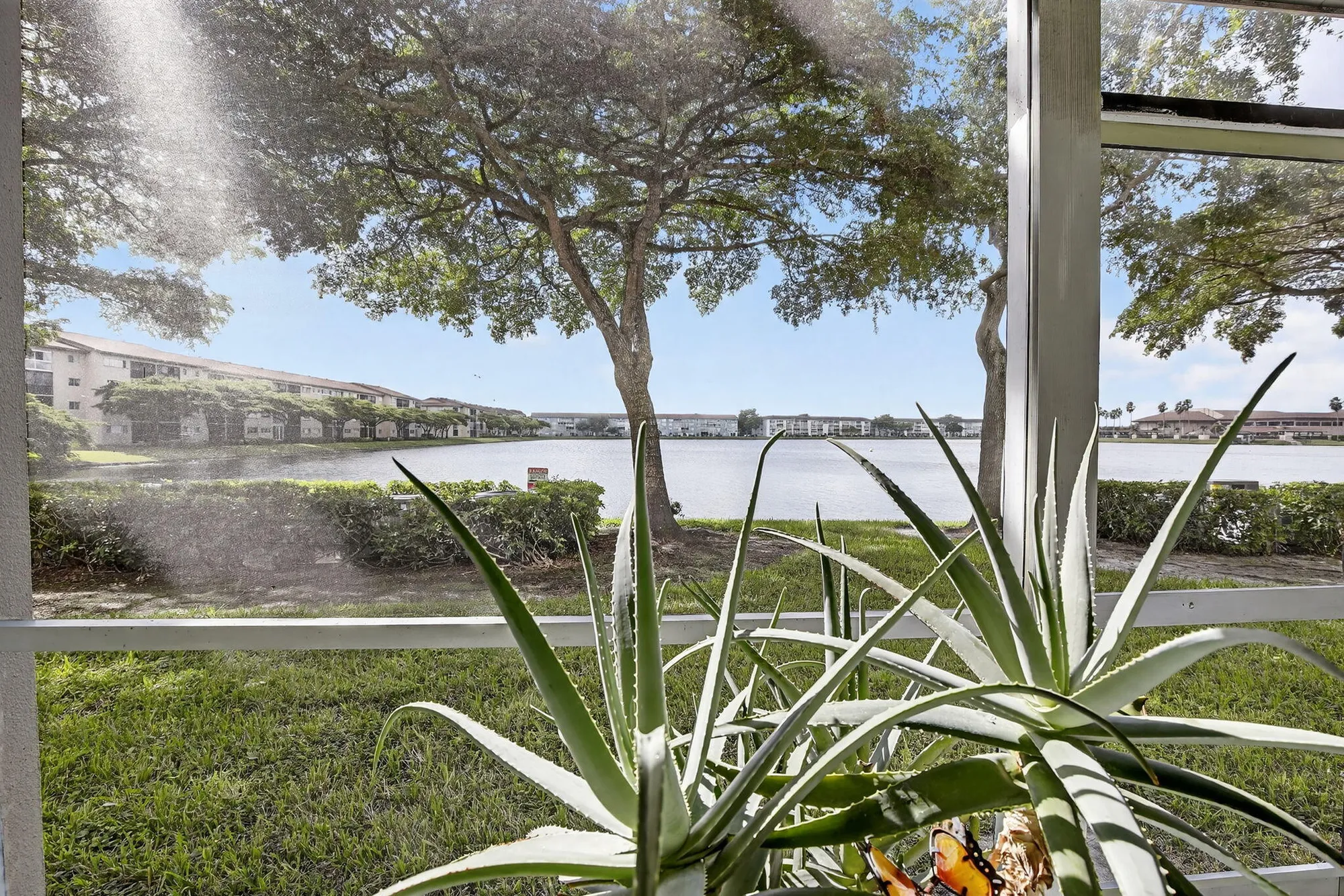 Property Slideshow image 9 of 13 | 1500 sw 131st way 108n, Pembroke Pines, FL, 33027