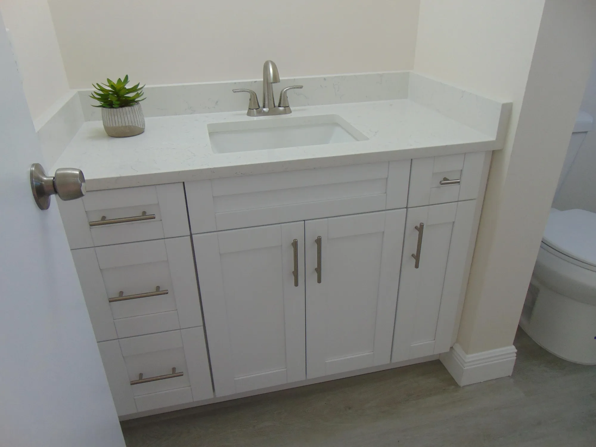 Property Slideshow image 11 of 16 | 3595 birdie dr apt 103, Lake Worth, FL, 33467