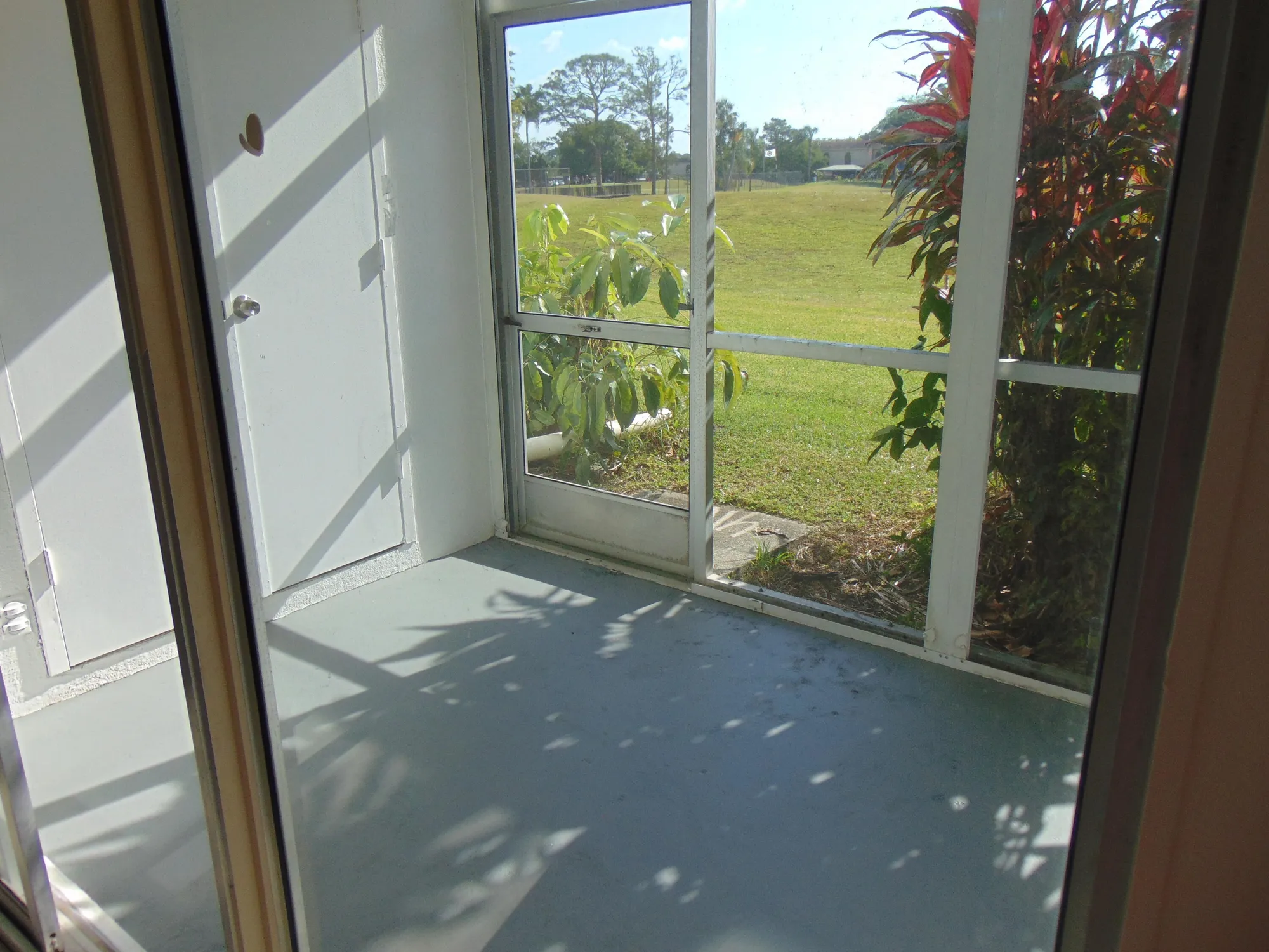 Property Slideshow image 12 of 16 | 3595 birdie dr apt 103, Lake Worth, FL, 33467