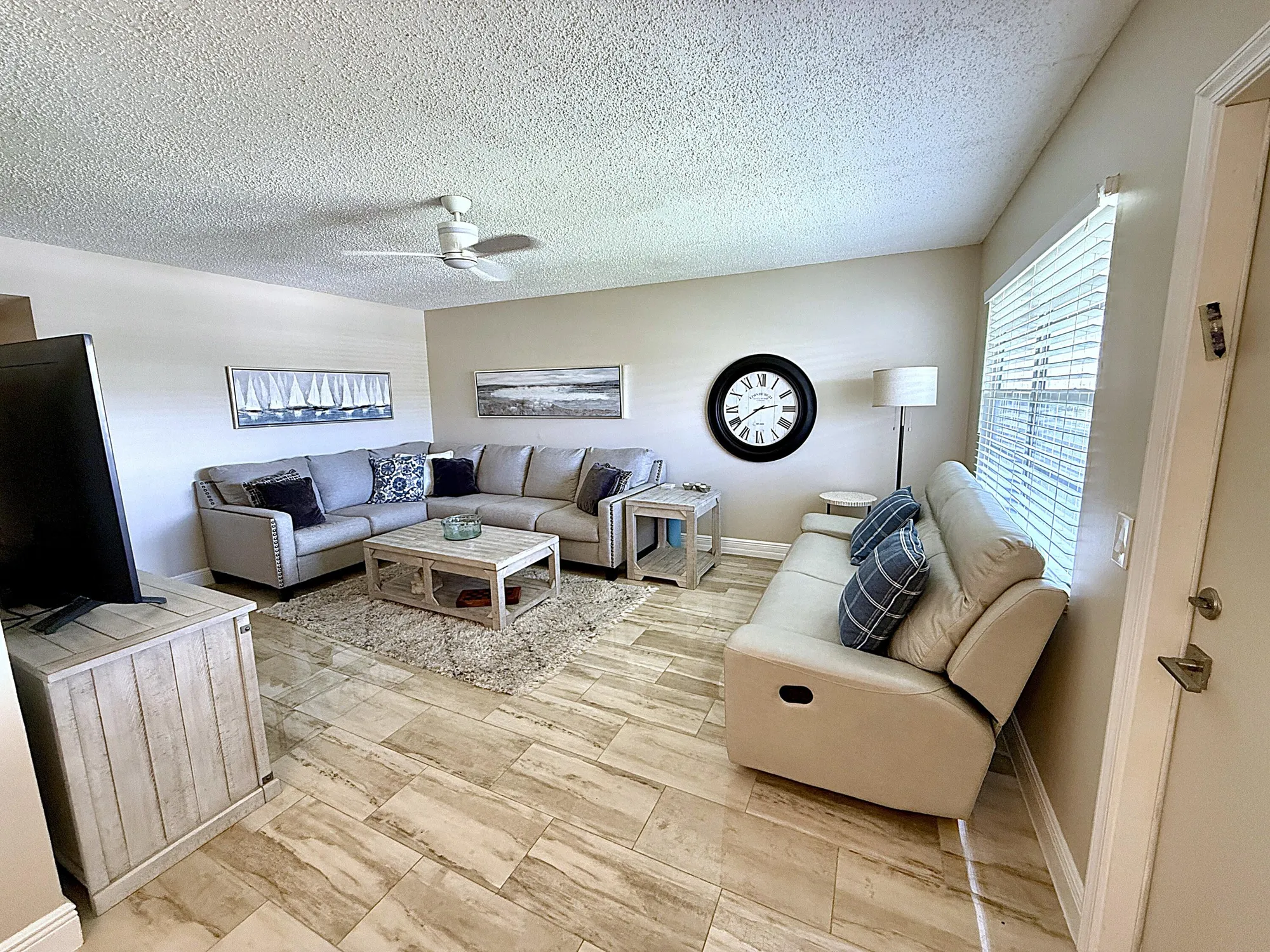 Property Slideshow image 6 of 70 | 359 oakridge t, Deerfield Beach, FL, 33442