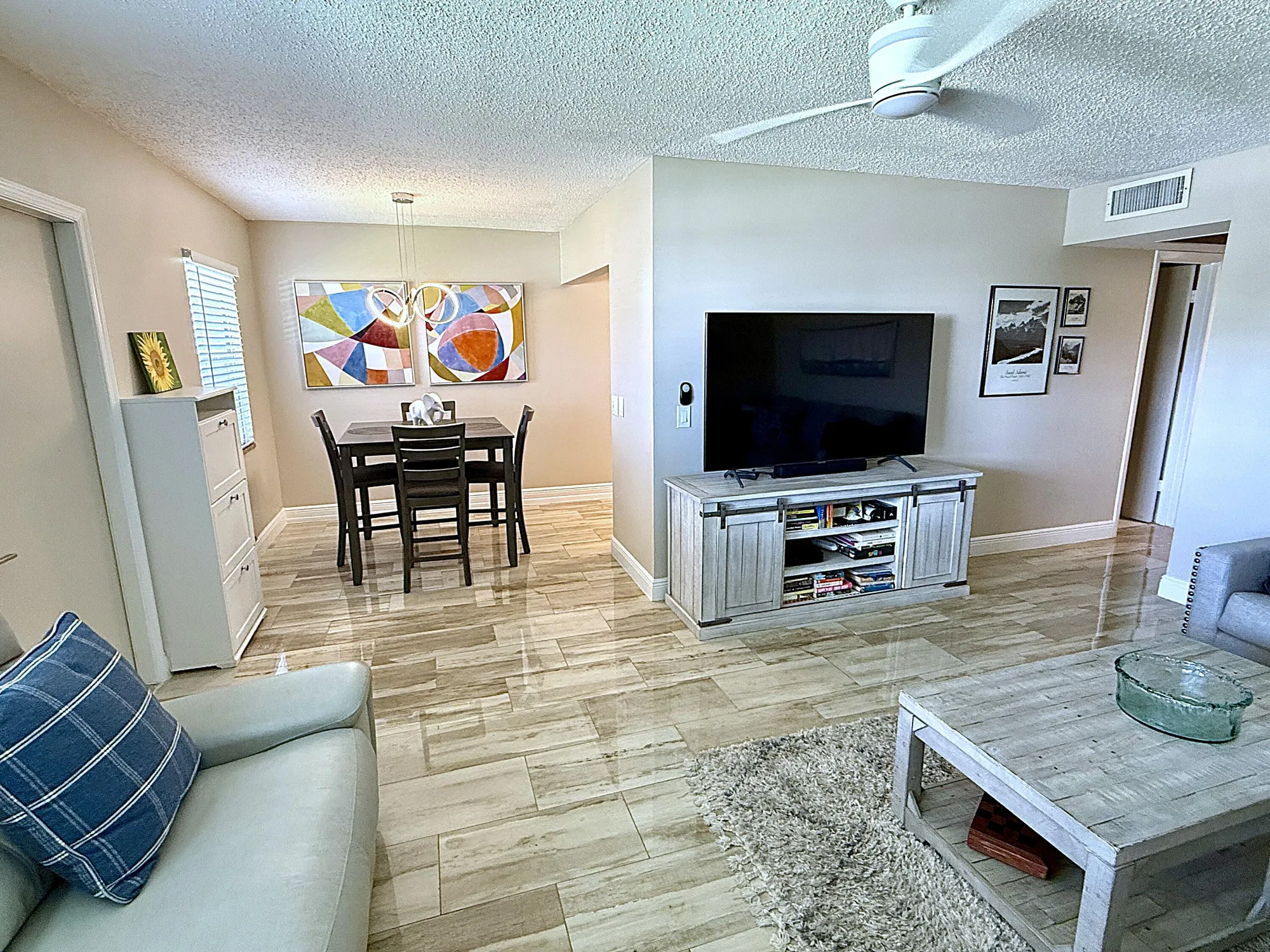 Property Slideshow image 10 of 70 | 359 oakridge t, Deerfield Beach, FL, 33442